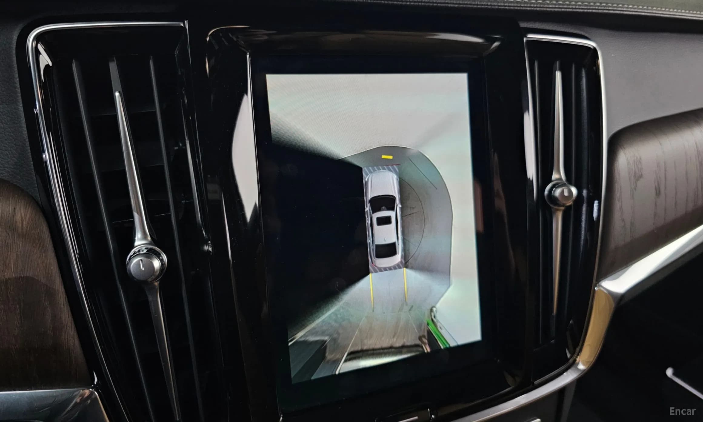 S90