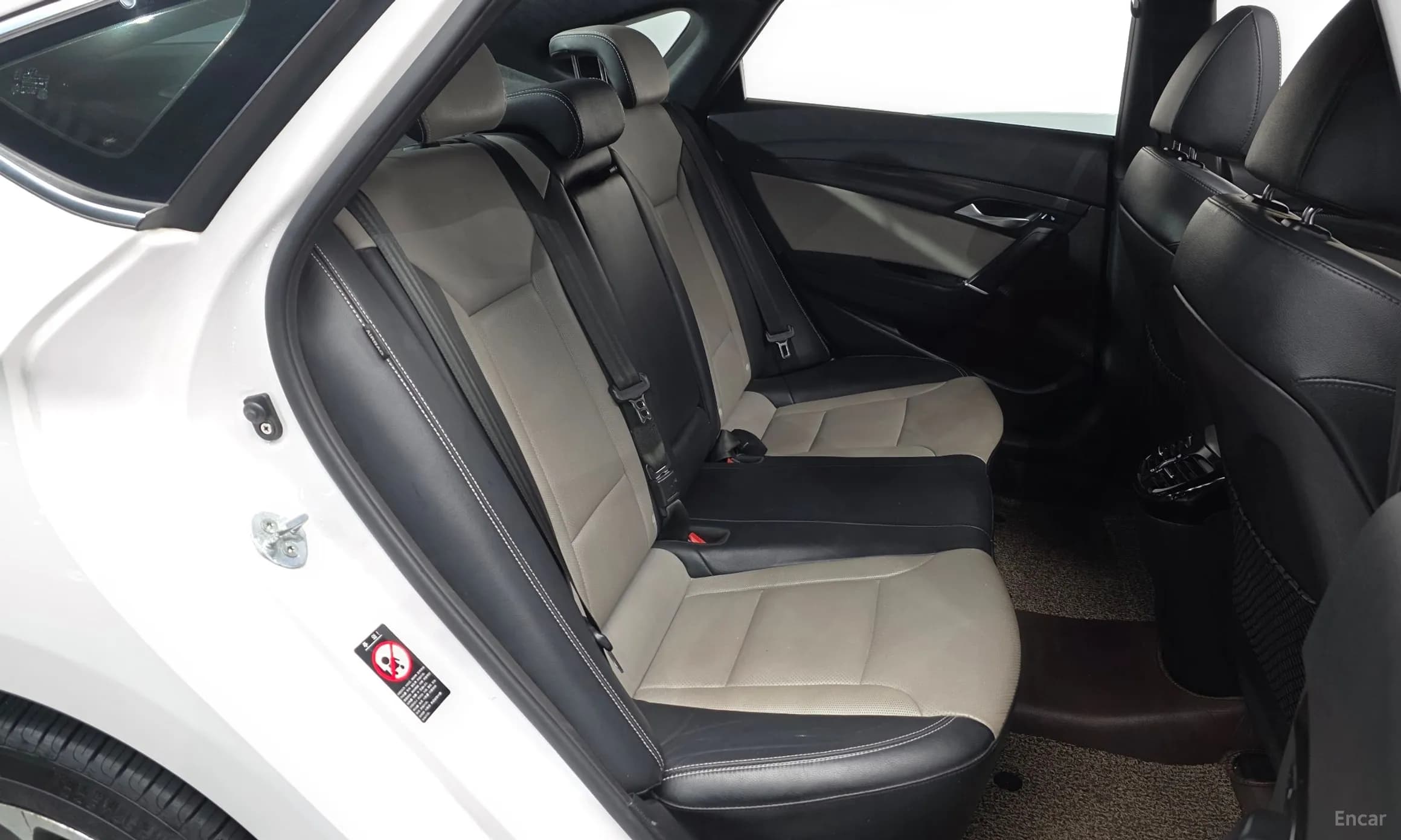 i40 saloon