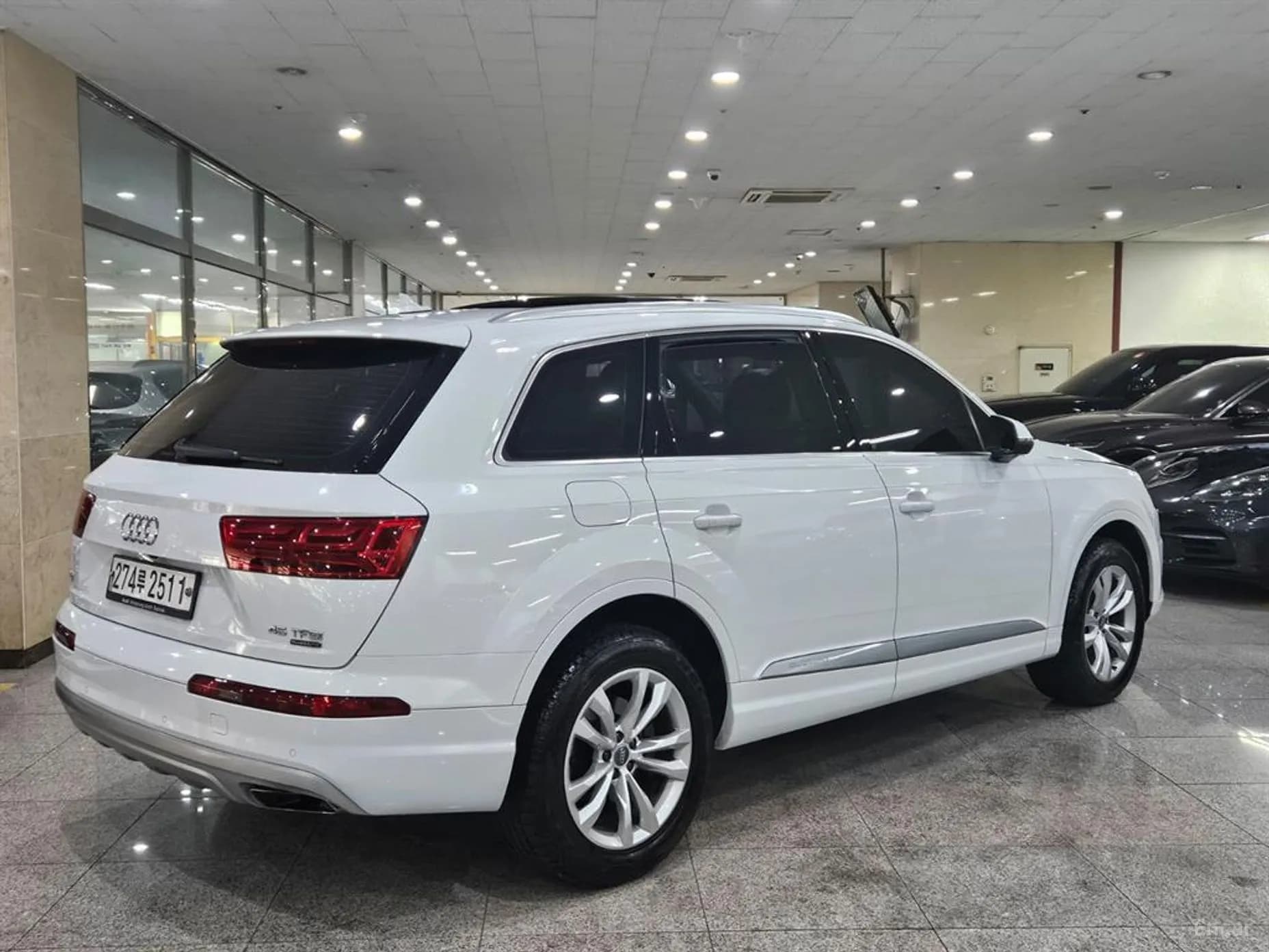 Q7 (4M)