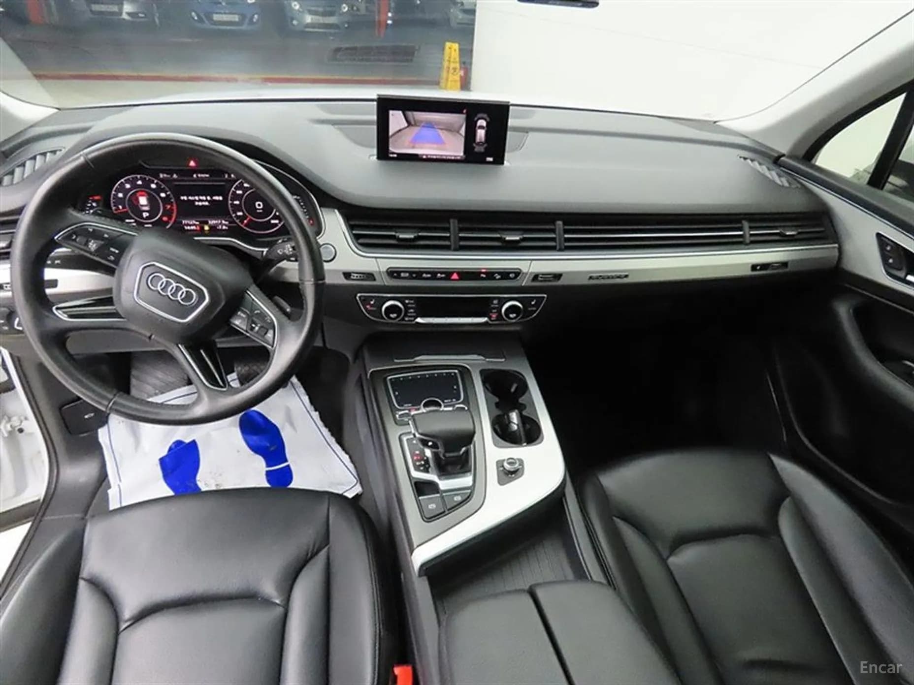 Q7 (4M)