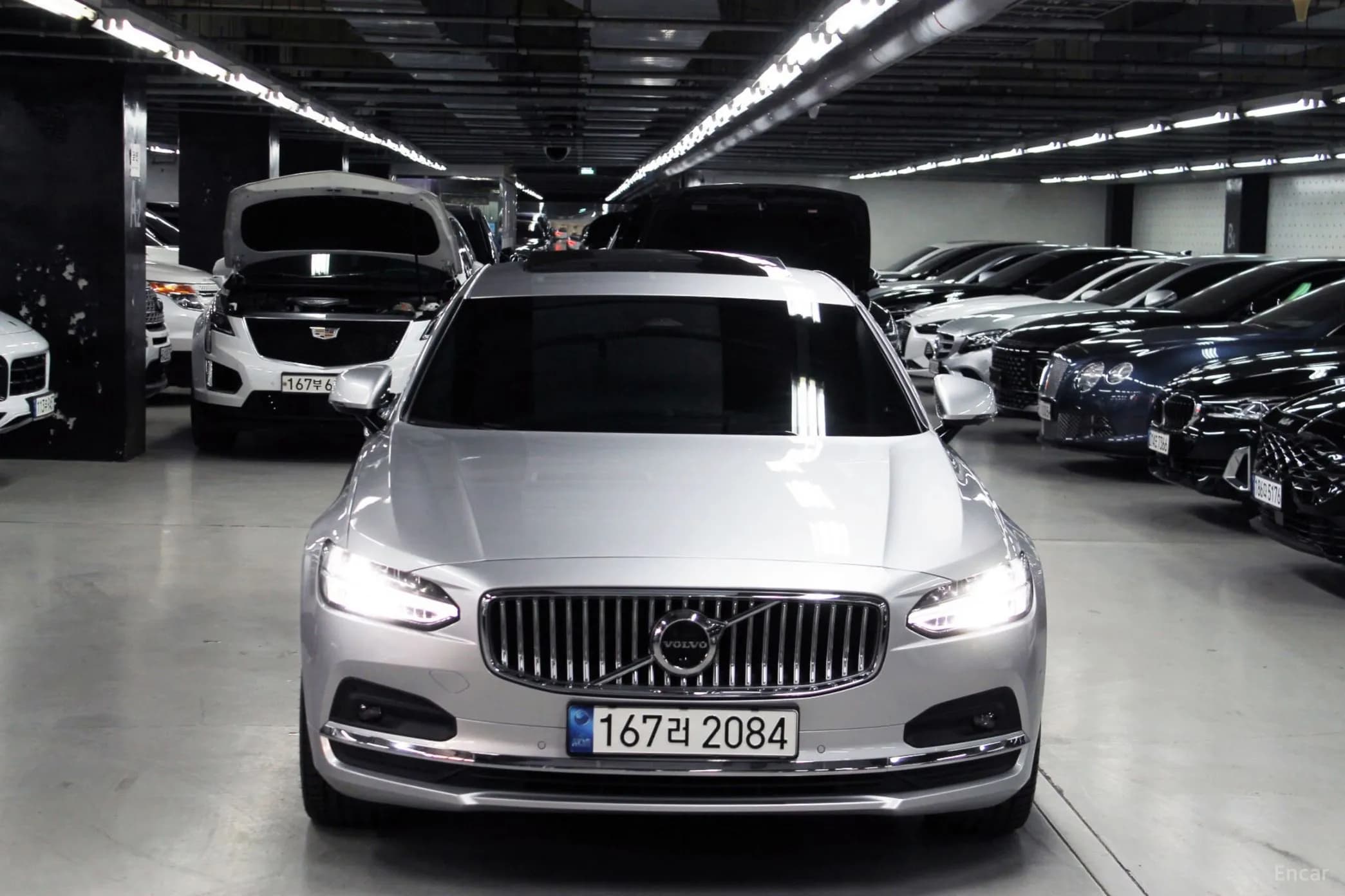 S90