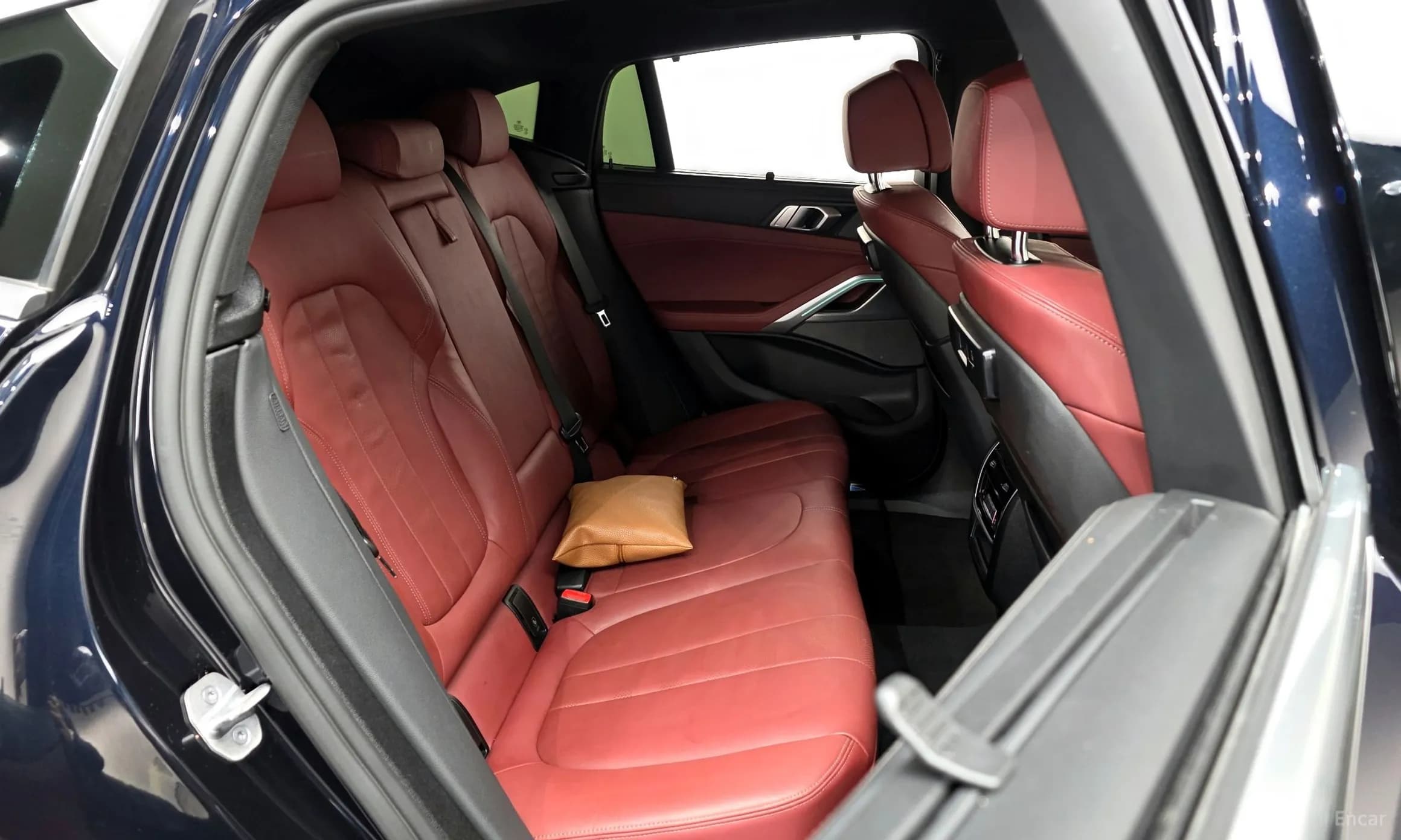 X6 (G06)