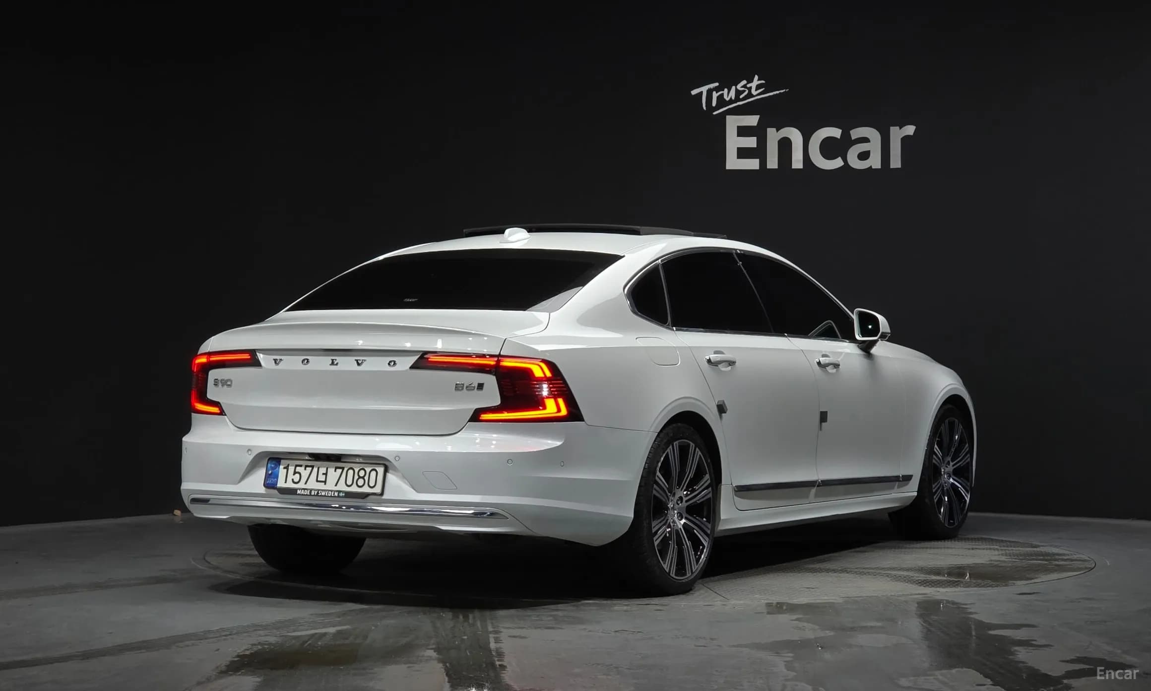 S90