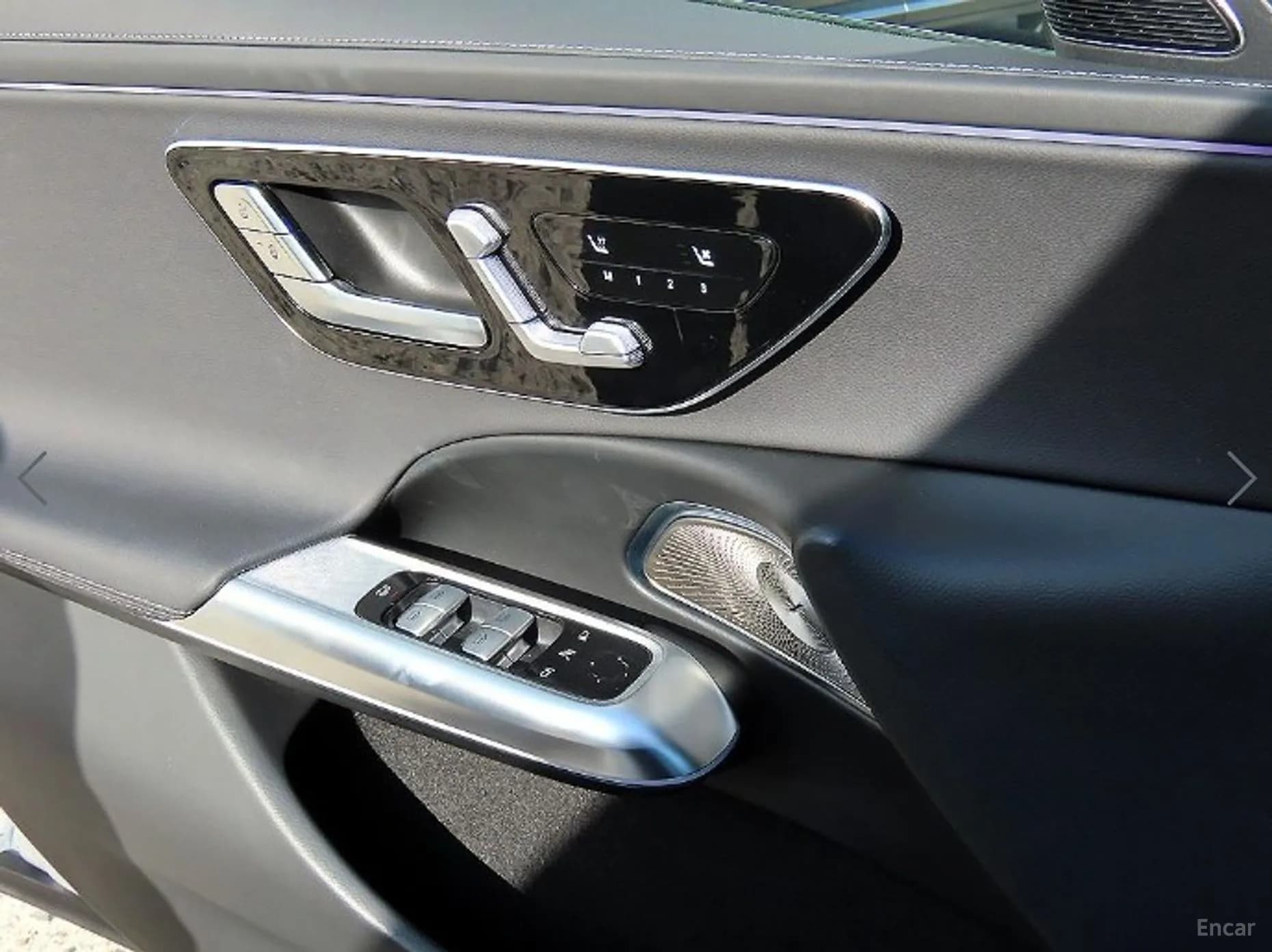 E-Class W214