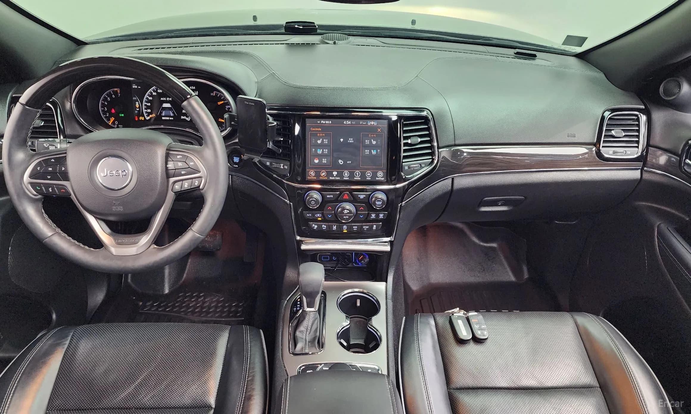 Grand Cherokee