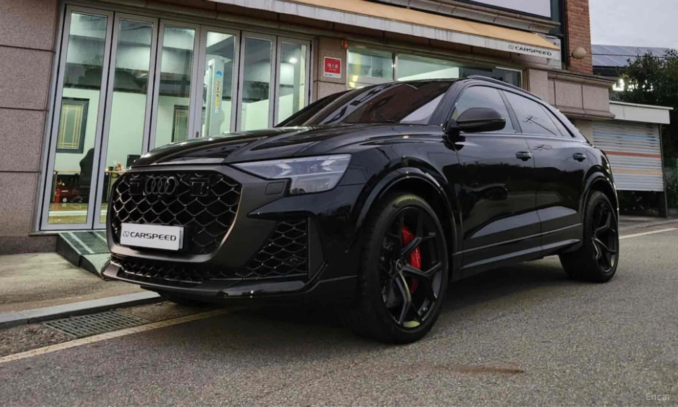 RSQ8 (4M)