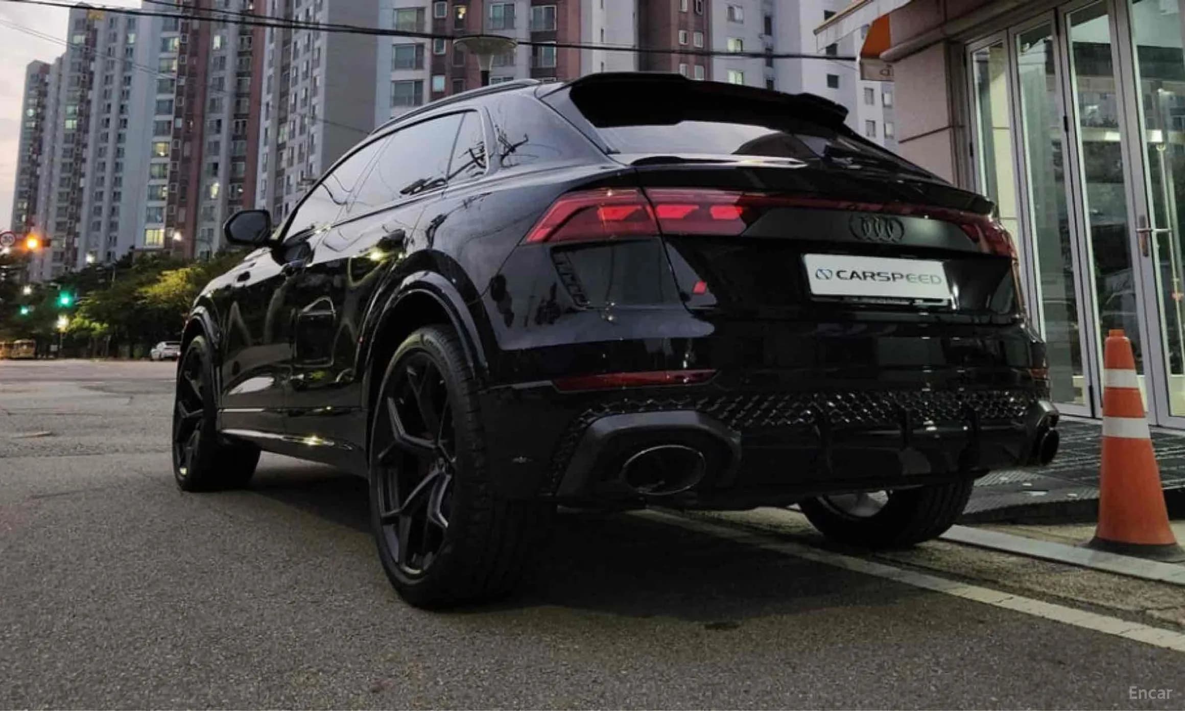 RSQ8 (4M)