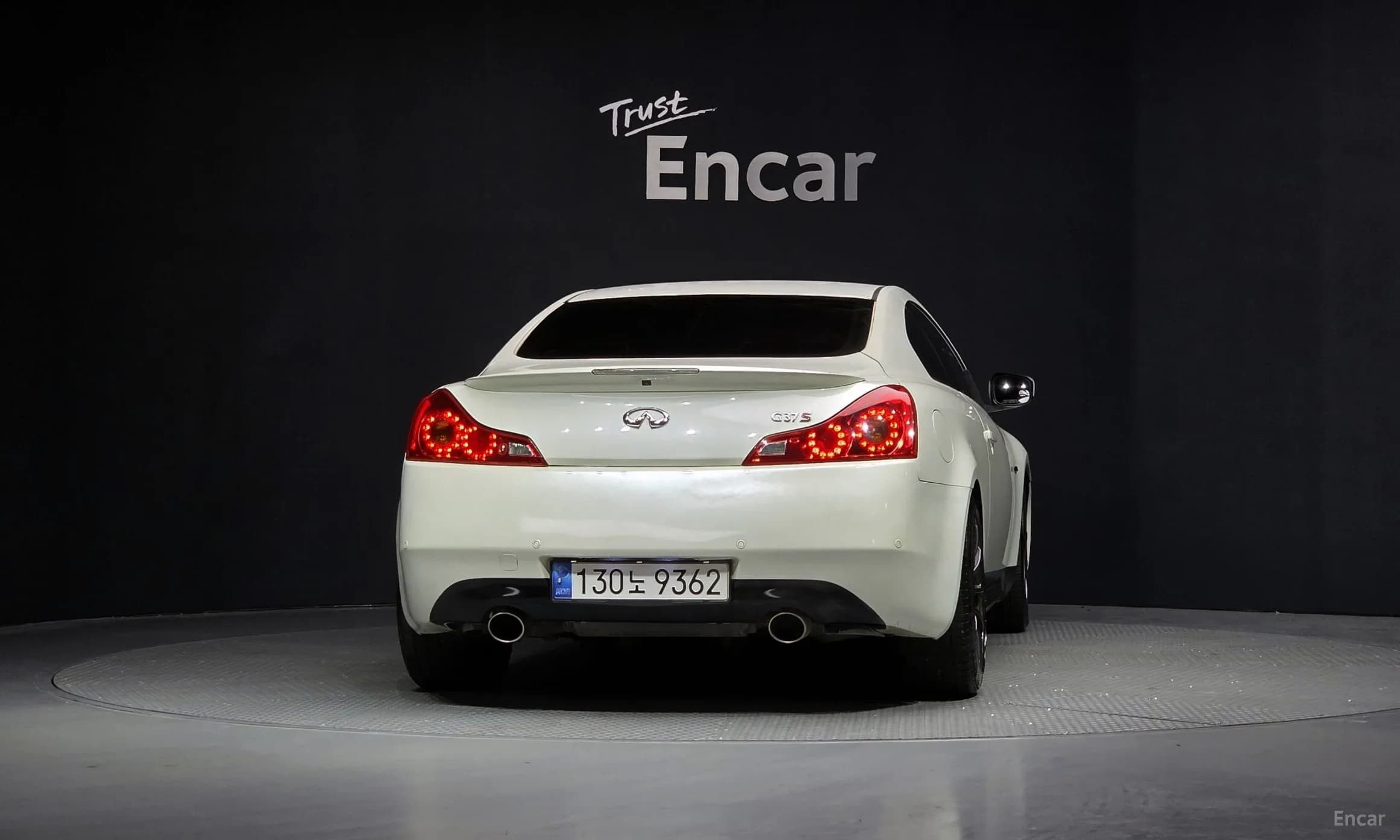 G37