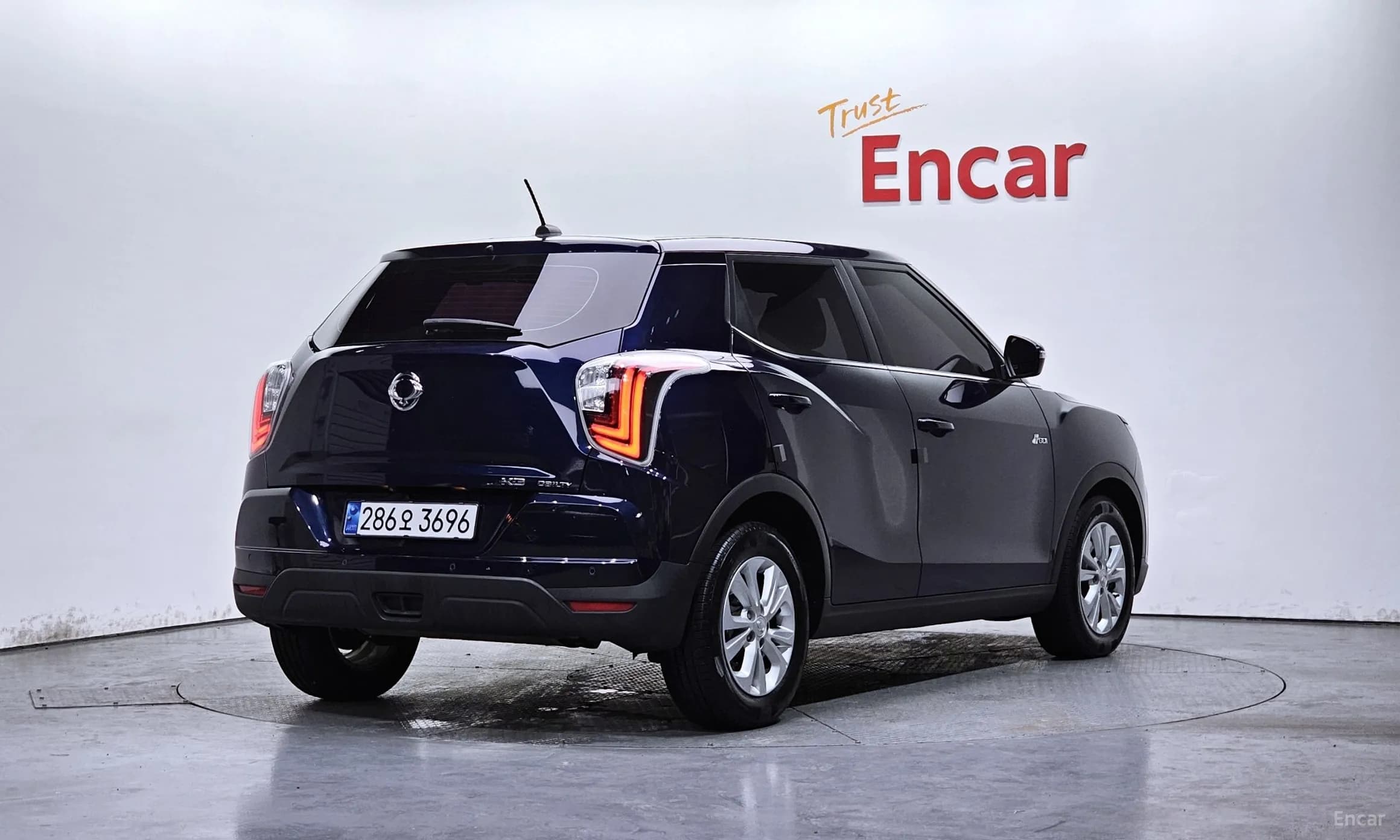 Berry New Tivoli