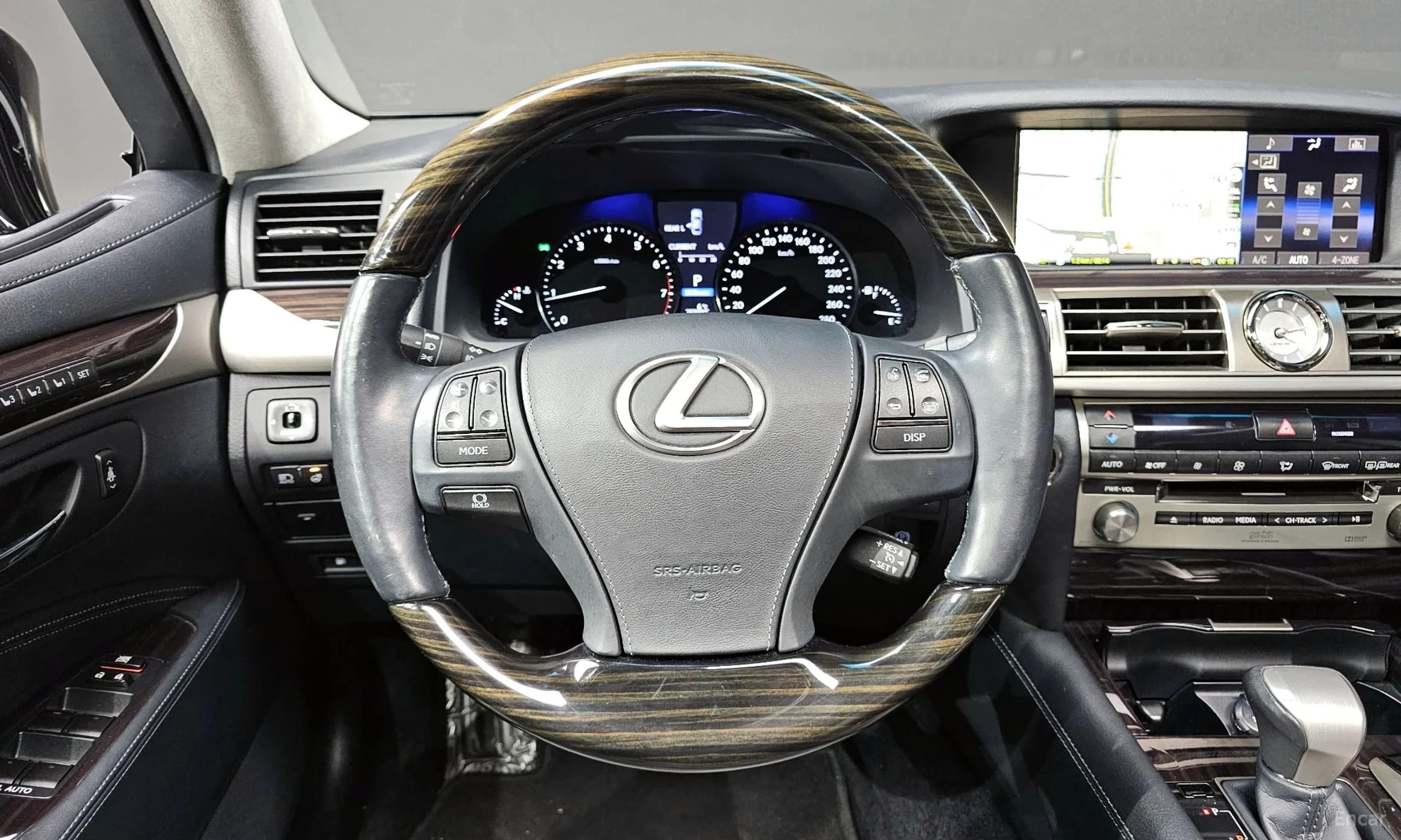 LS460