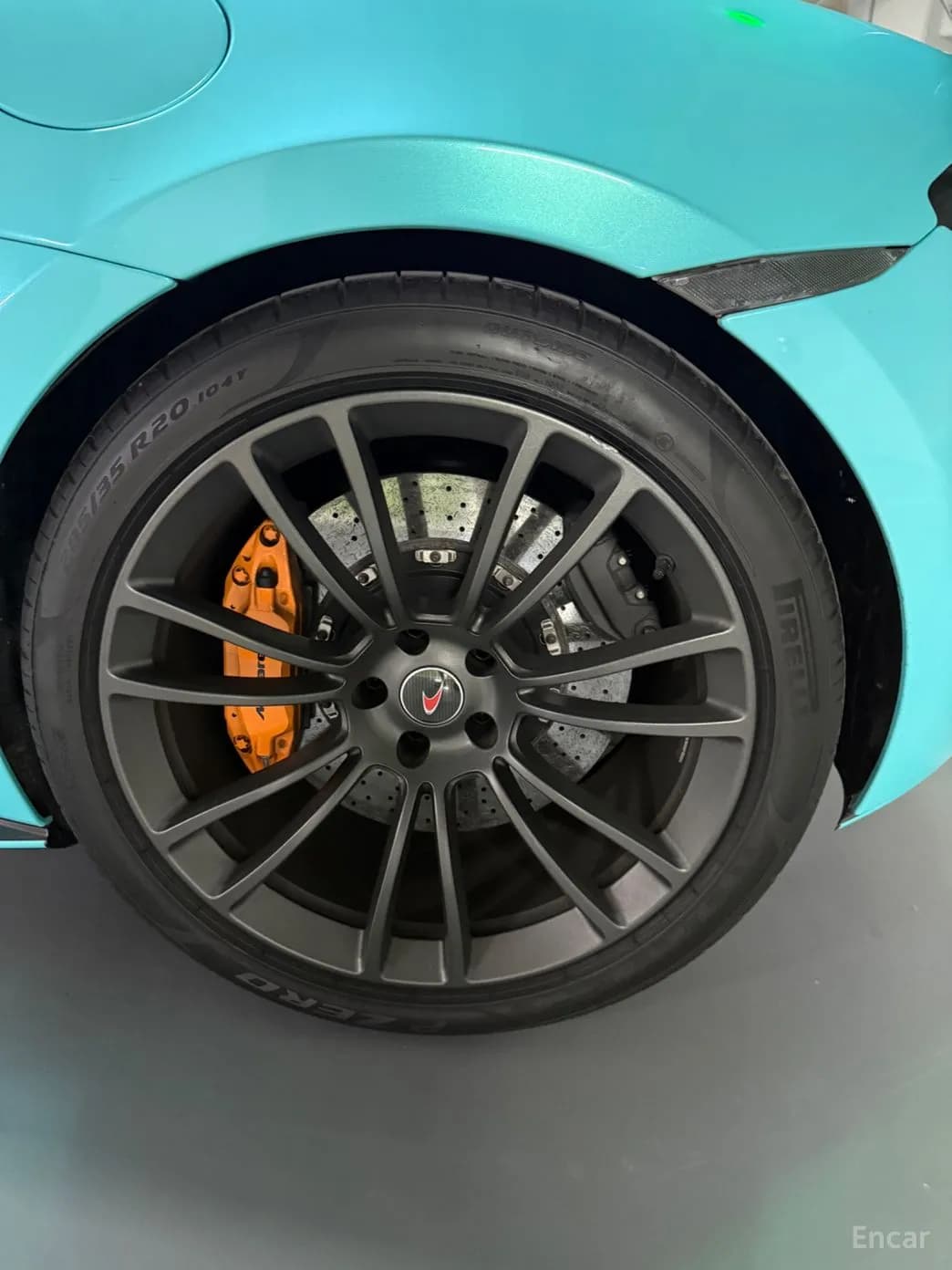 570S