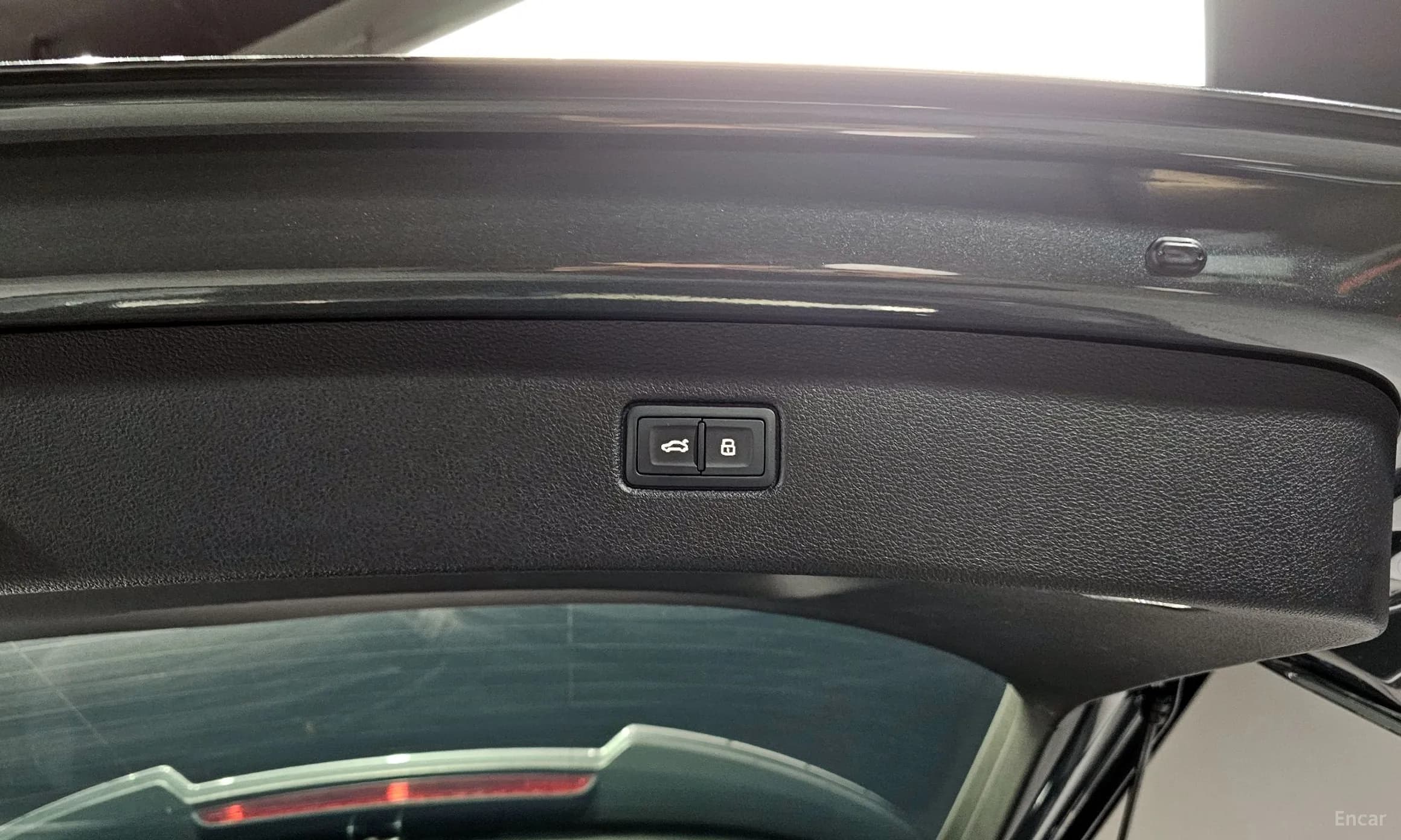 Q7 (4M)