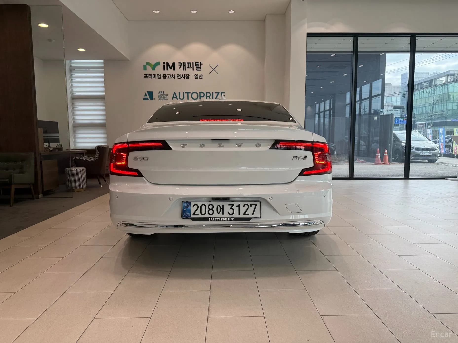 S90