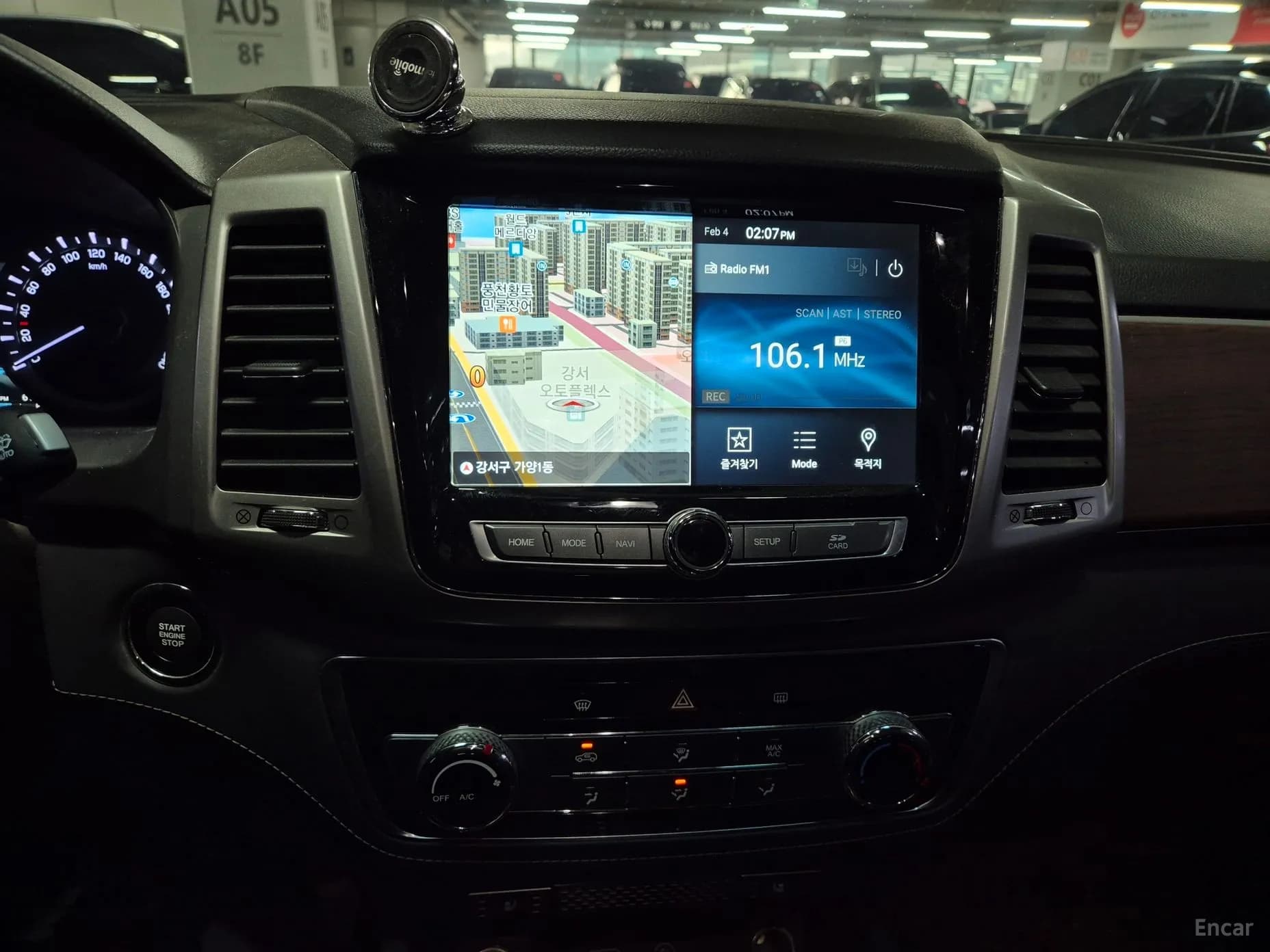 G4 Rexton