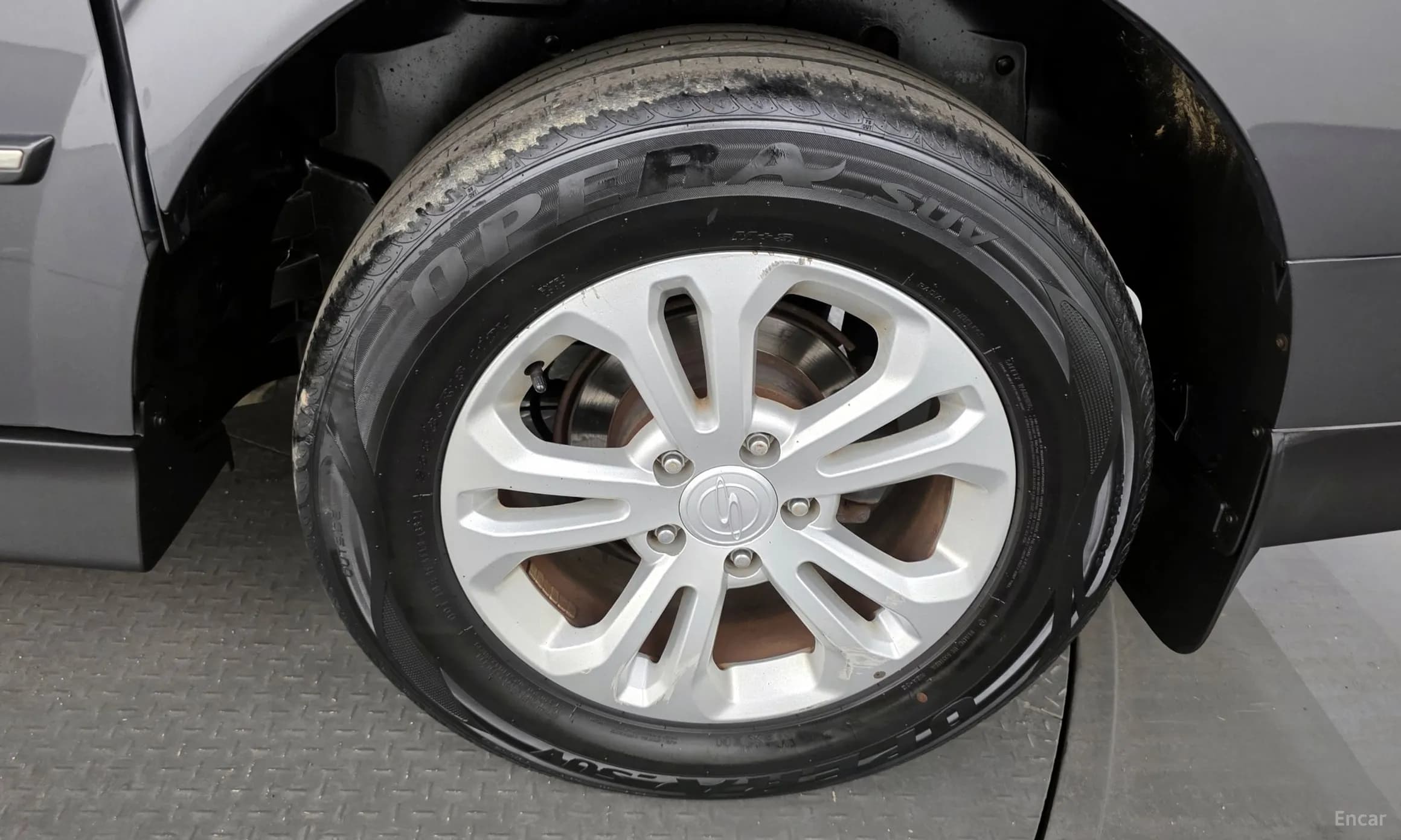 Korando Sports