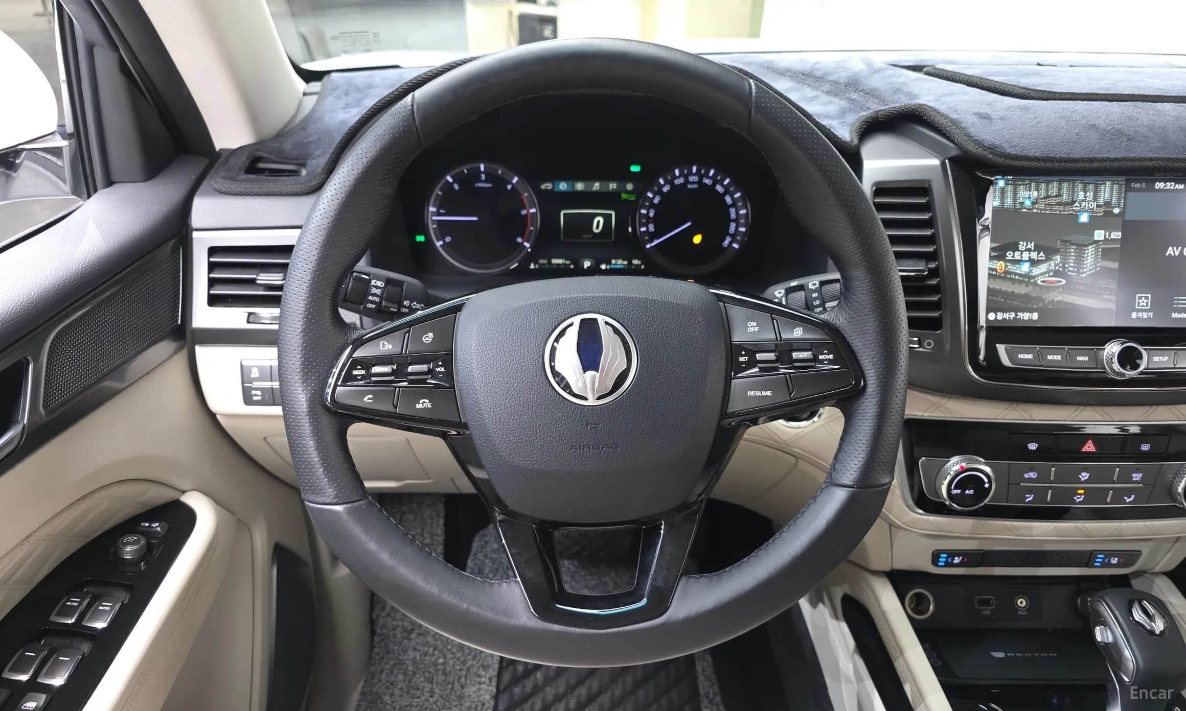 G4 Rexton