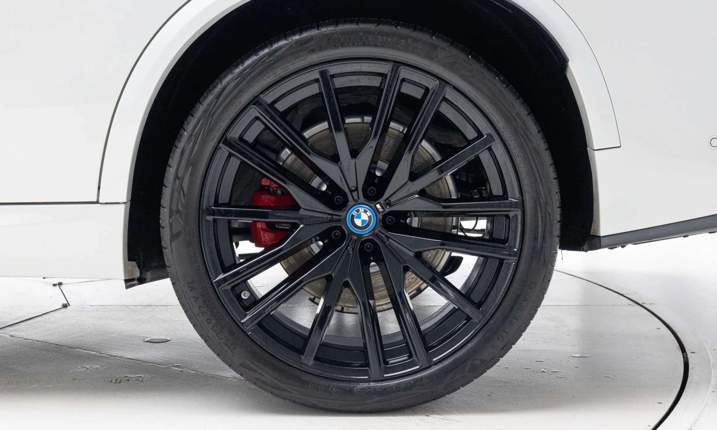 X5 (G05)