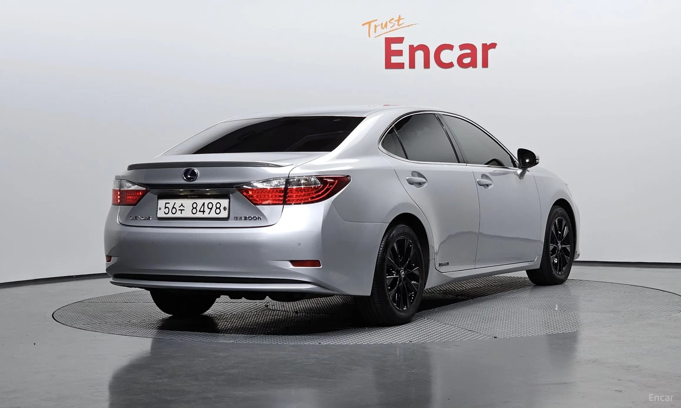 New ES300h