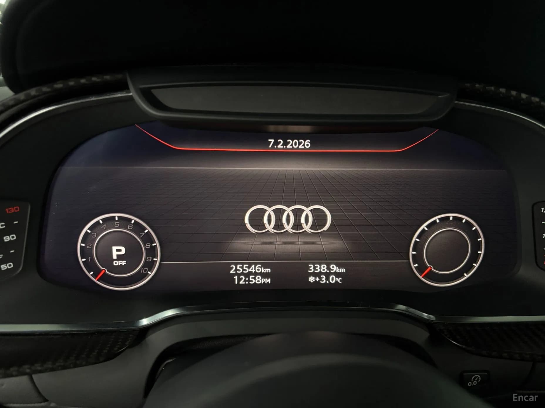 R8 (4S)