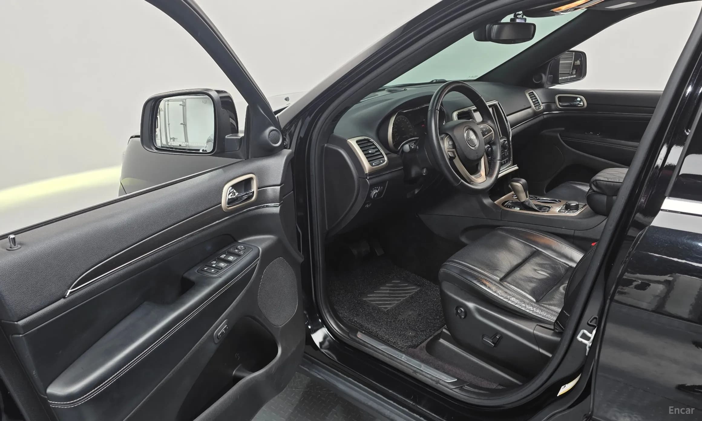 Grand Cherokee