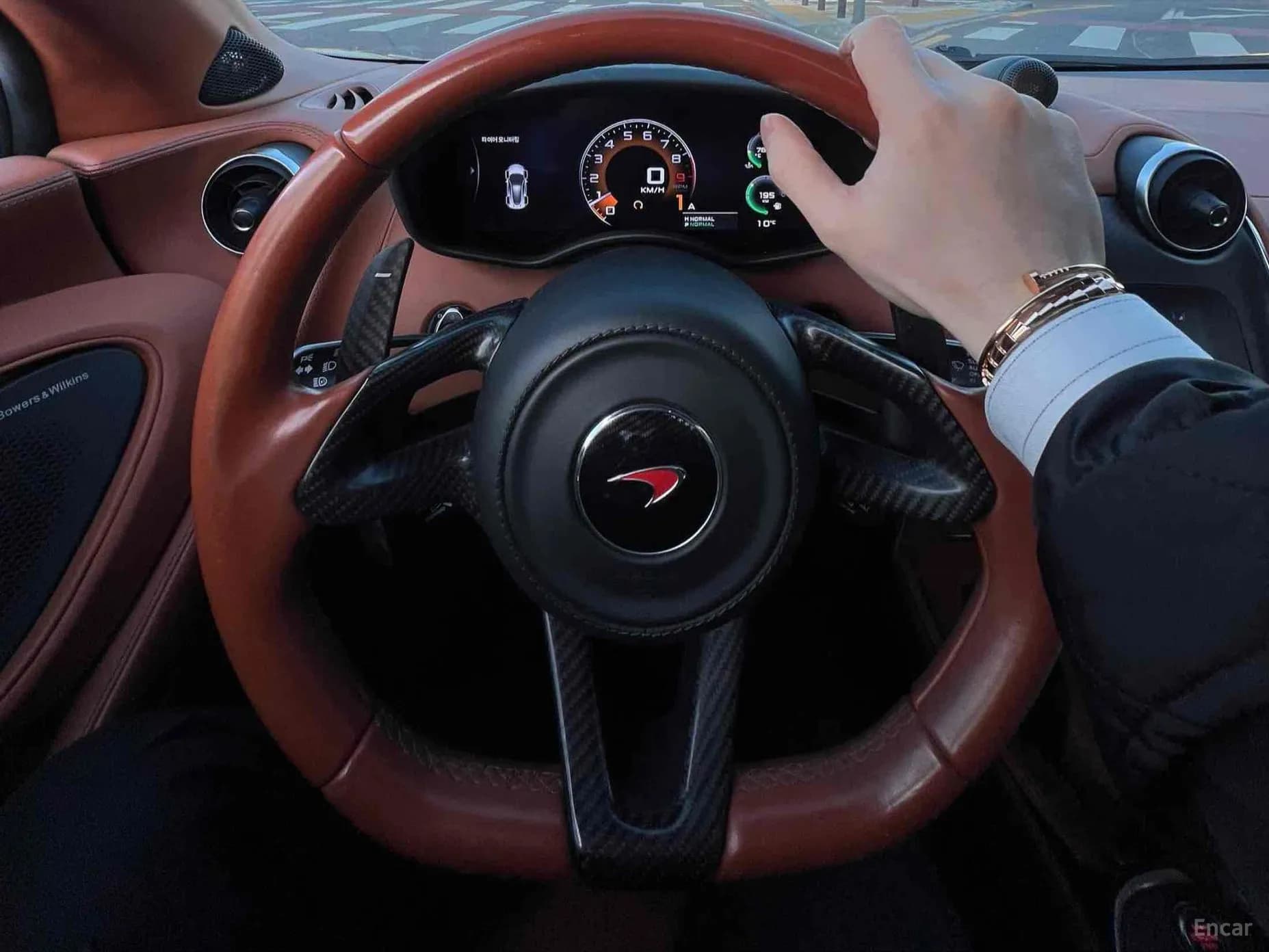 570GT