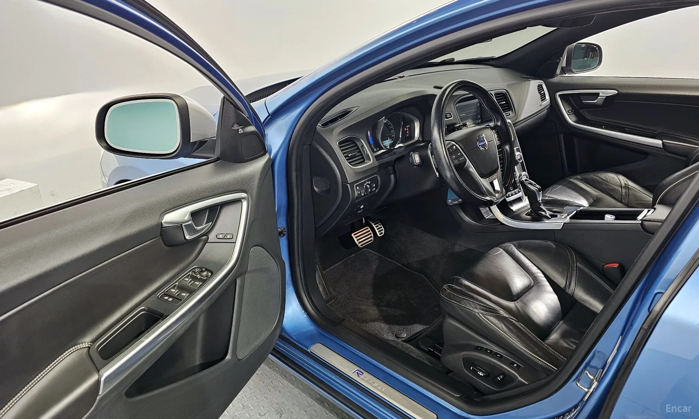 S60