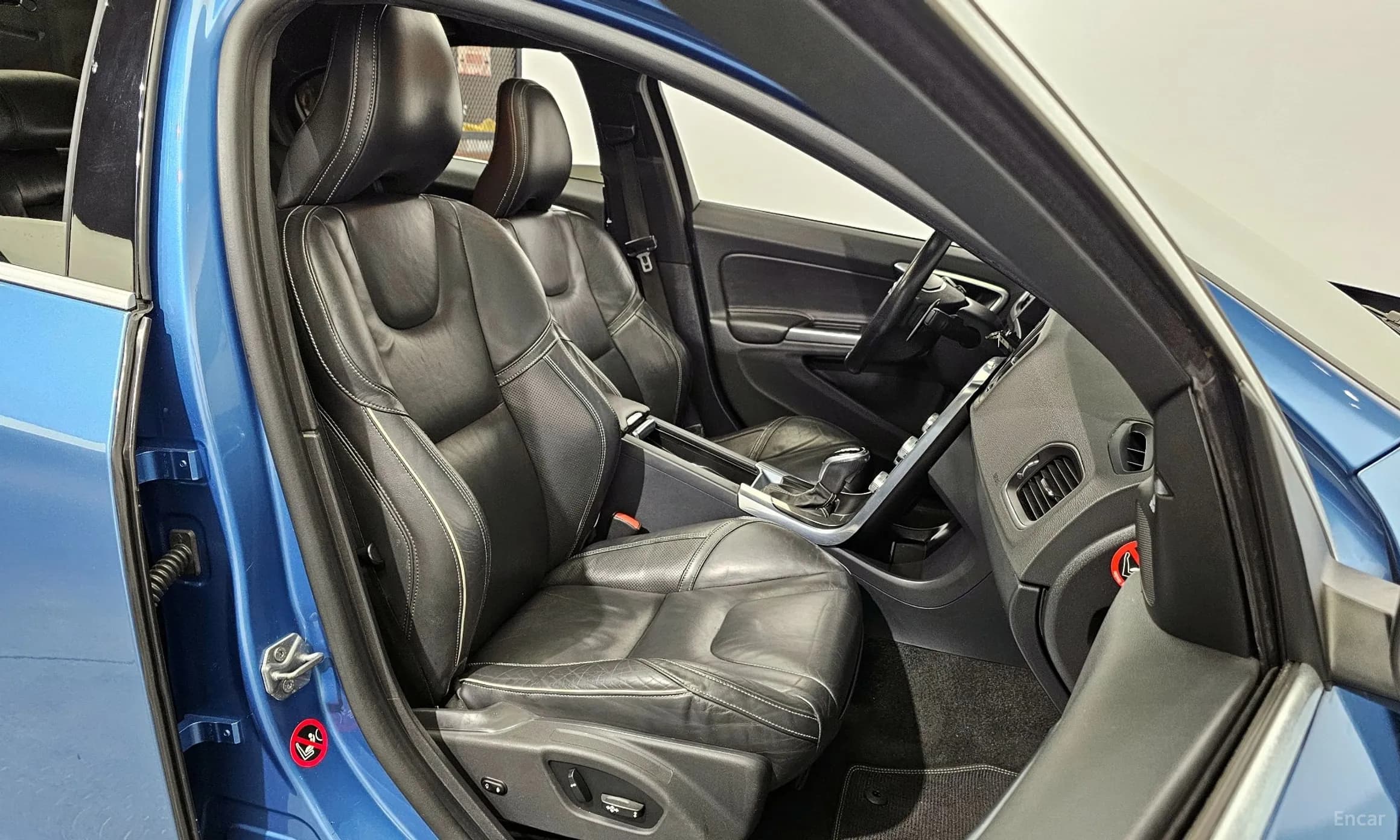 S60