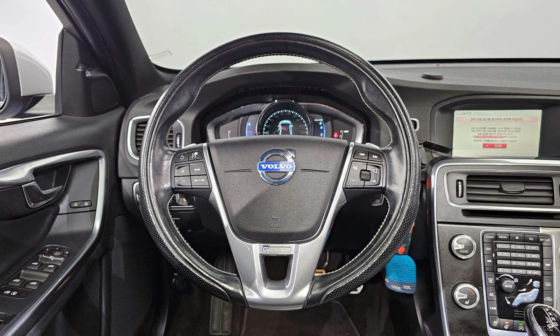 S60