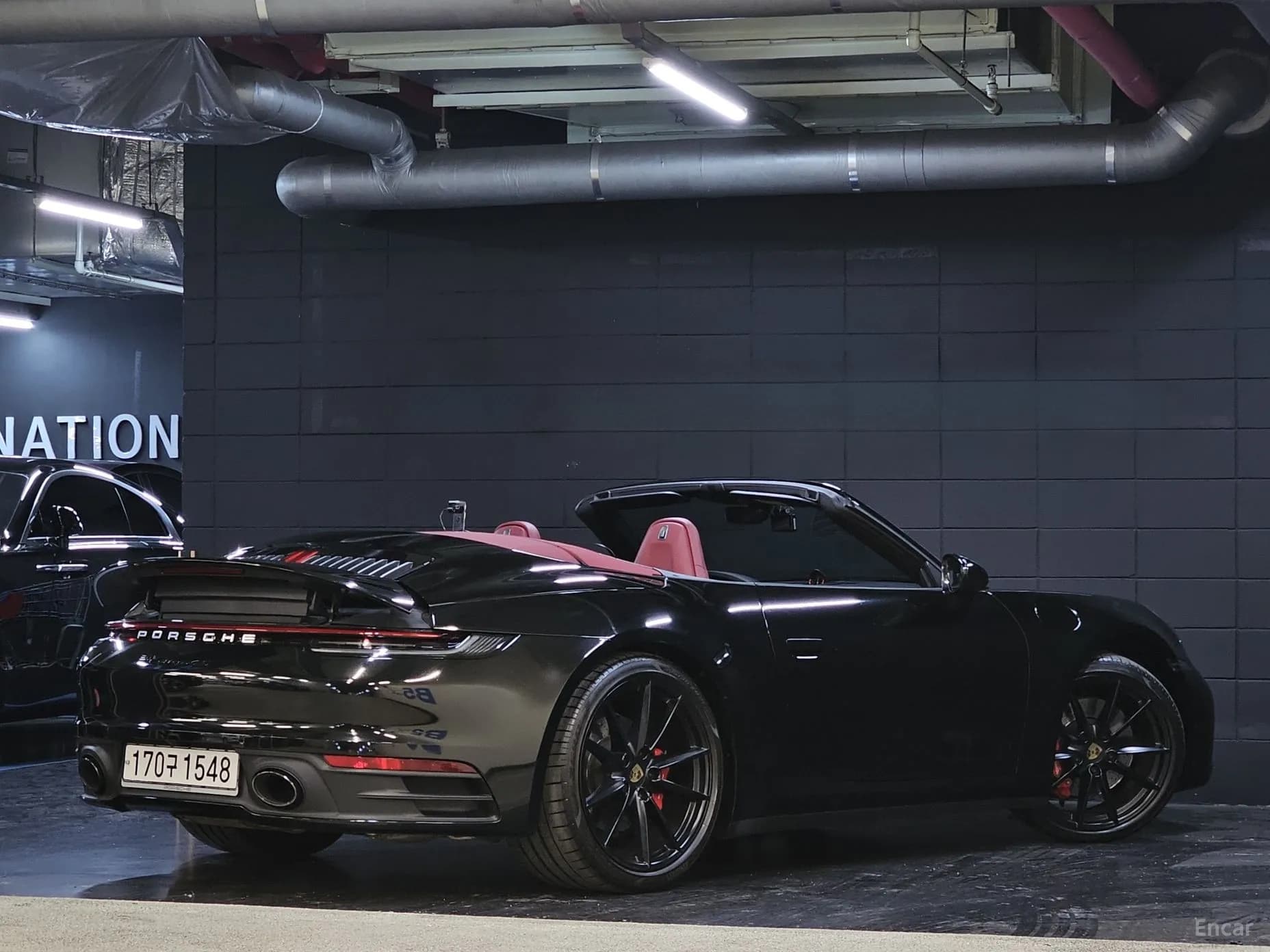 911 (992)