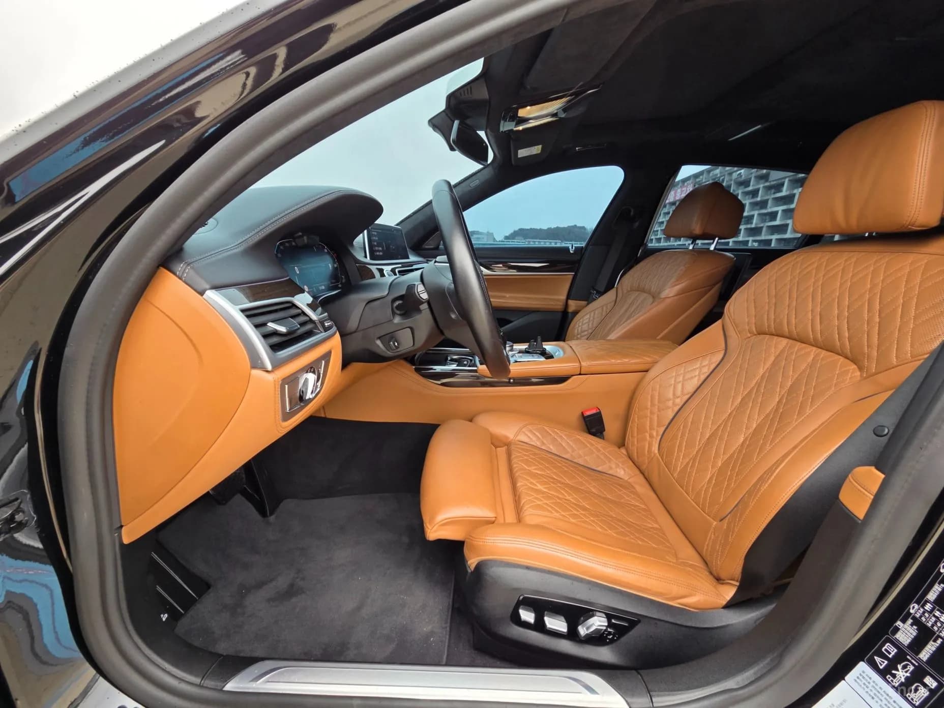 7 Series (G11)