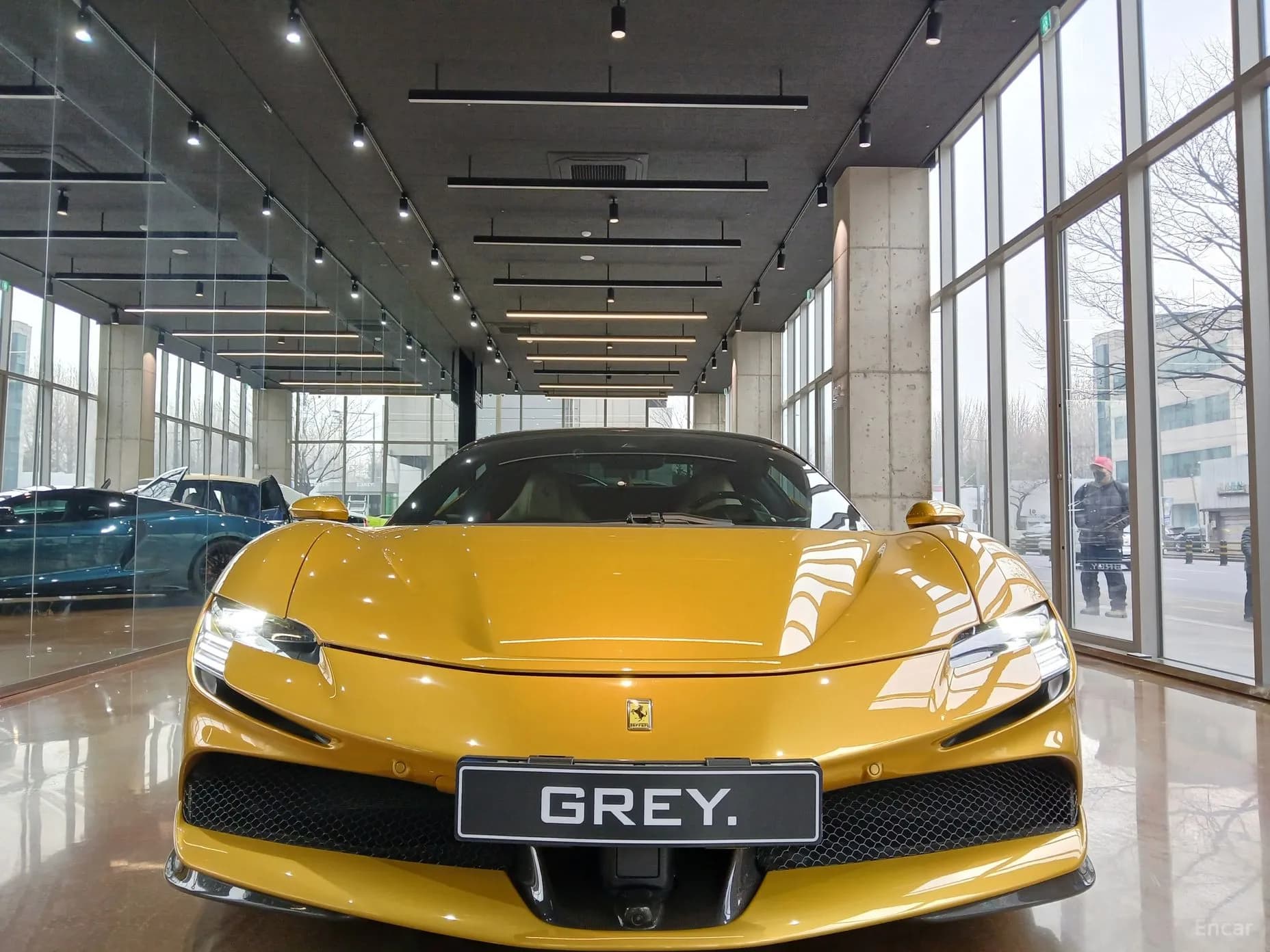 SF90 Spyder