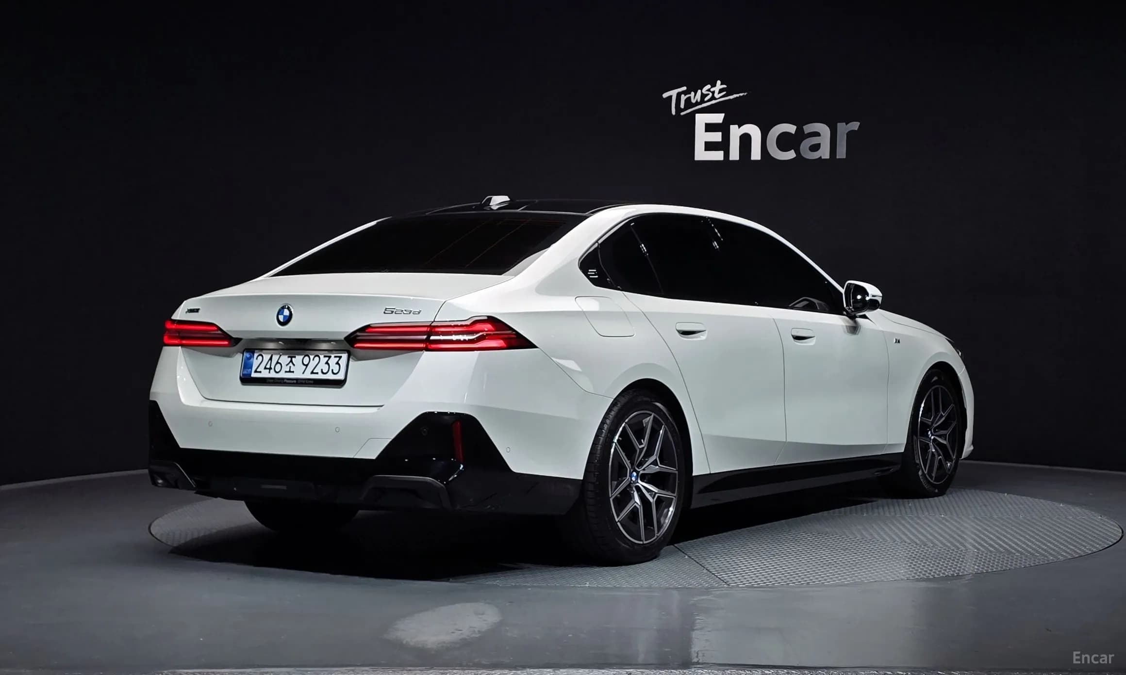 5 Series (G60)