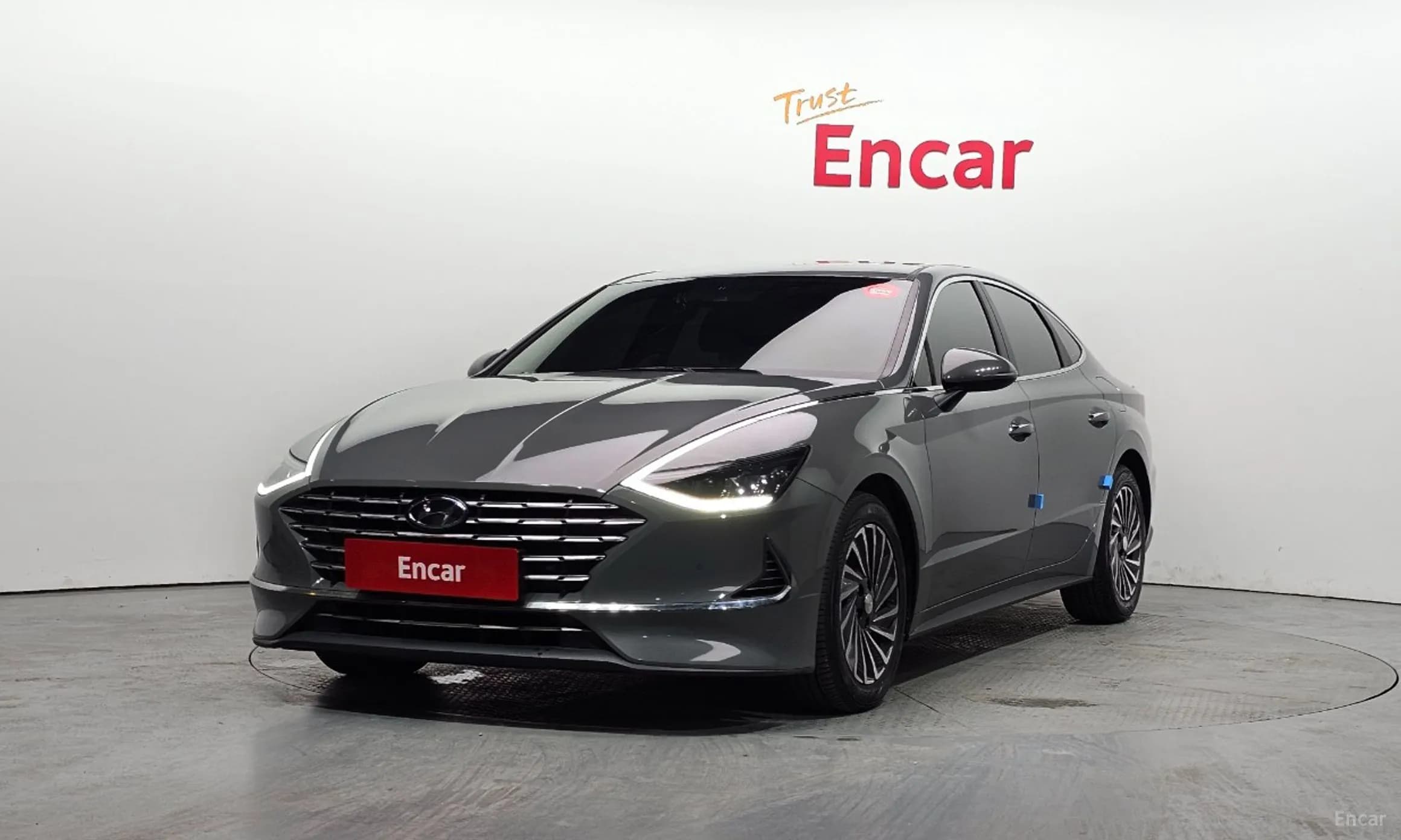 Sonata Hybrid (DN8)