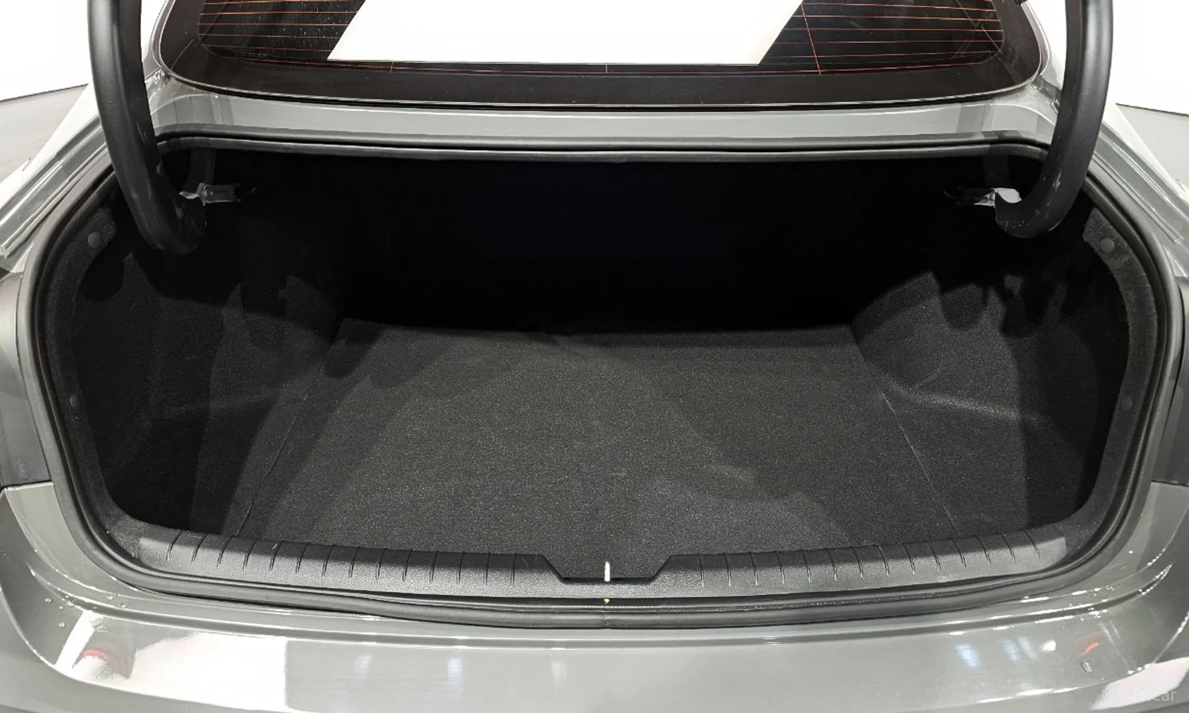 Sonata Hybrid (DN8)