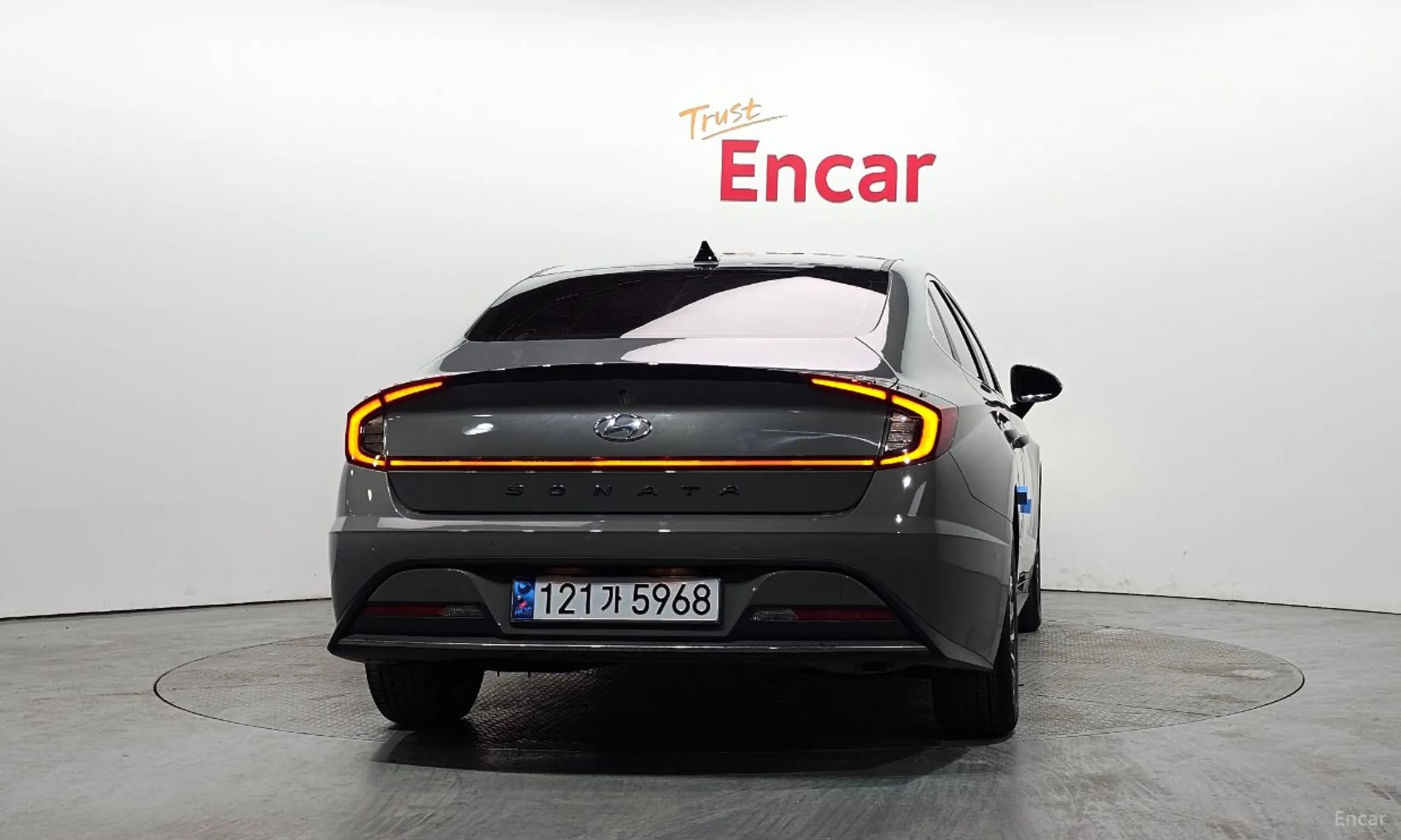 Sonata Hybrid (DN8)