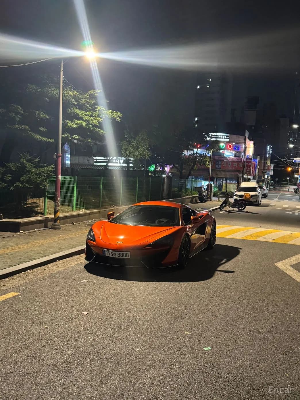 570S