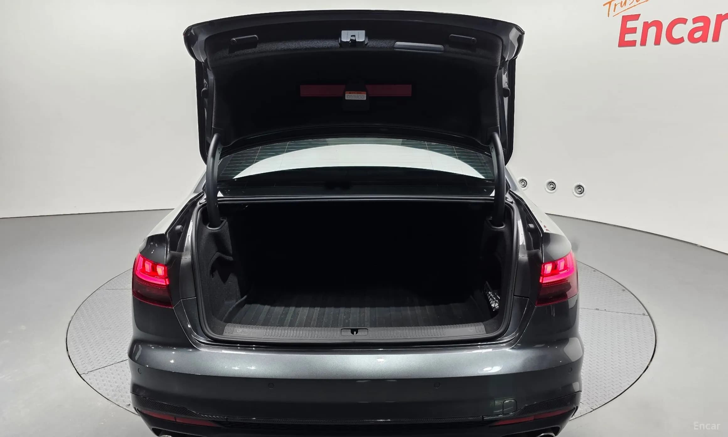 S4 (B9)