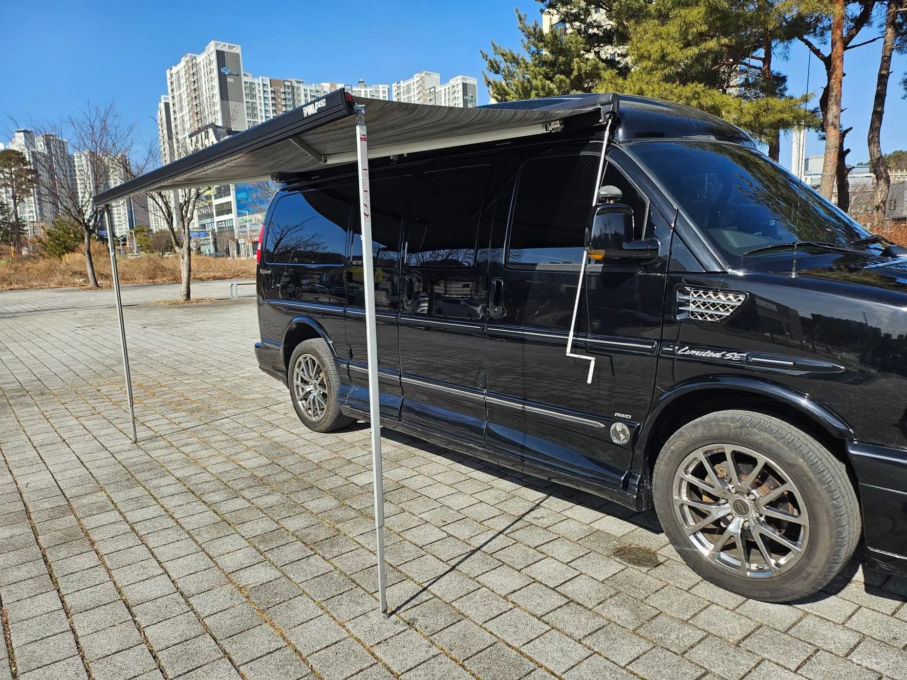 Express Van