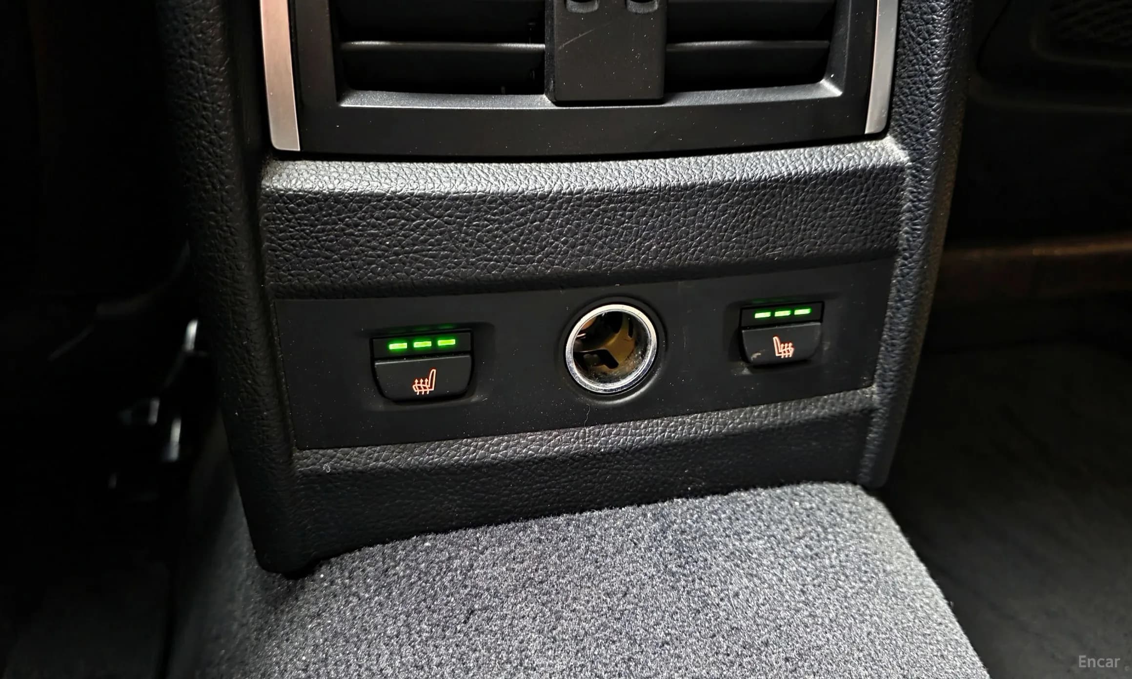 Series 4 (F32)