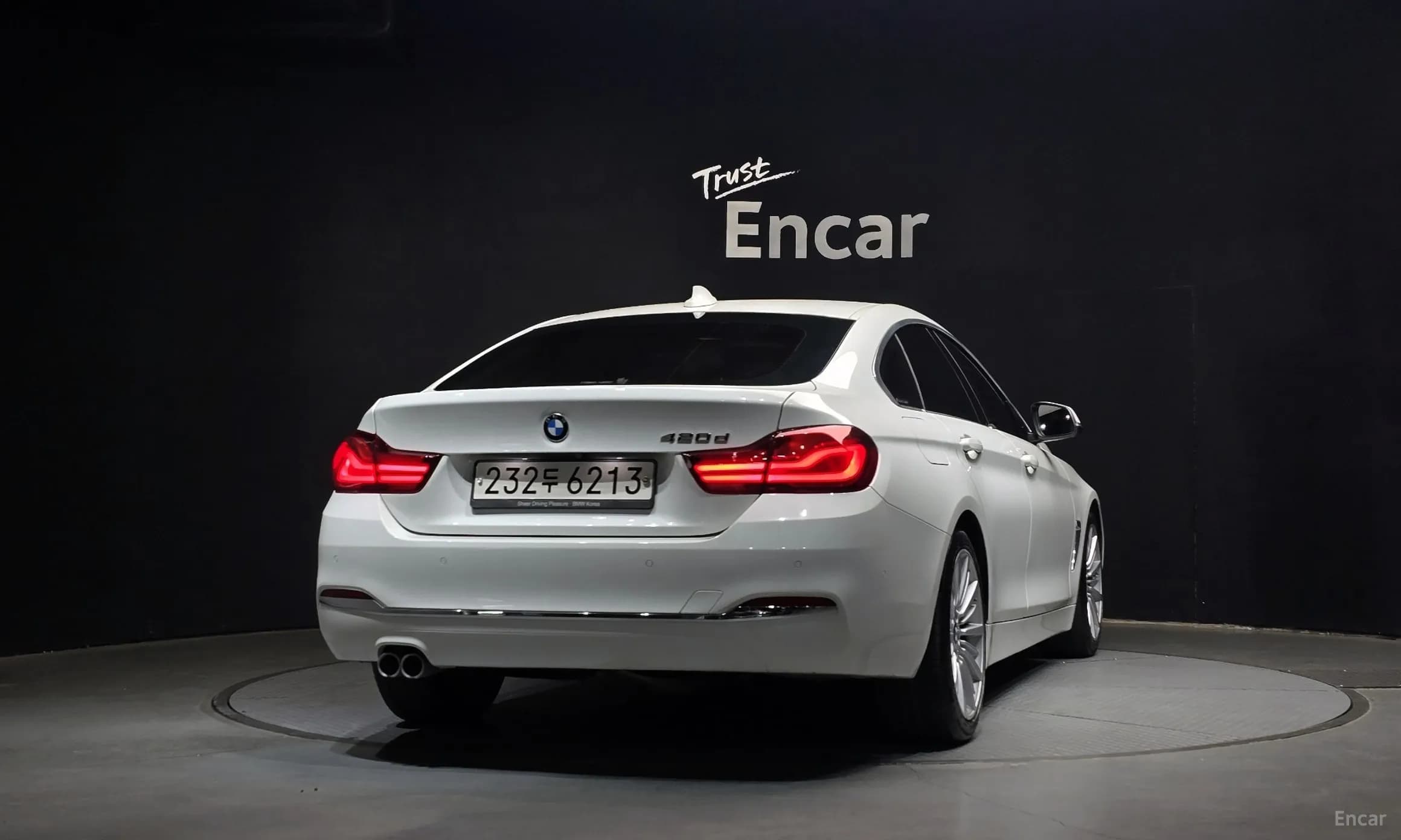 Series 4 (F32)