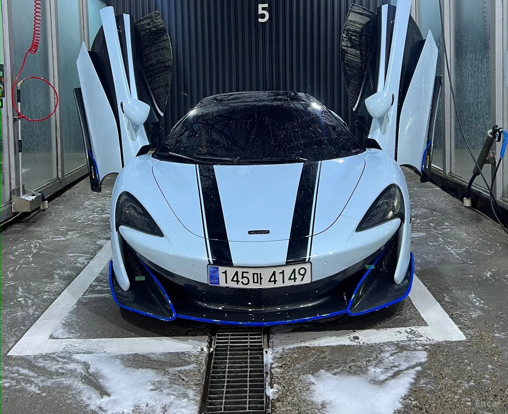 600LT