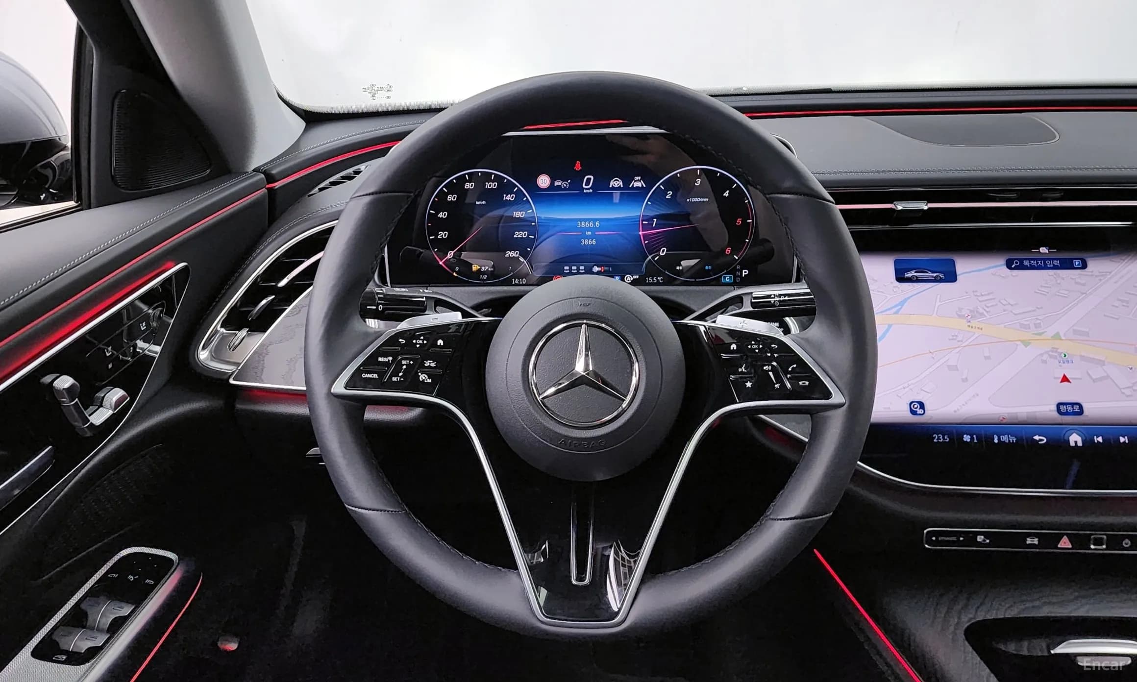 E-Class W214