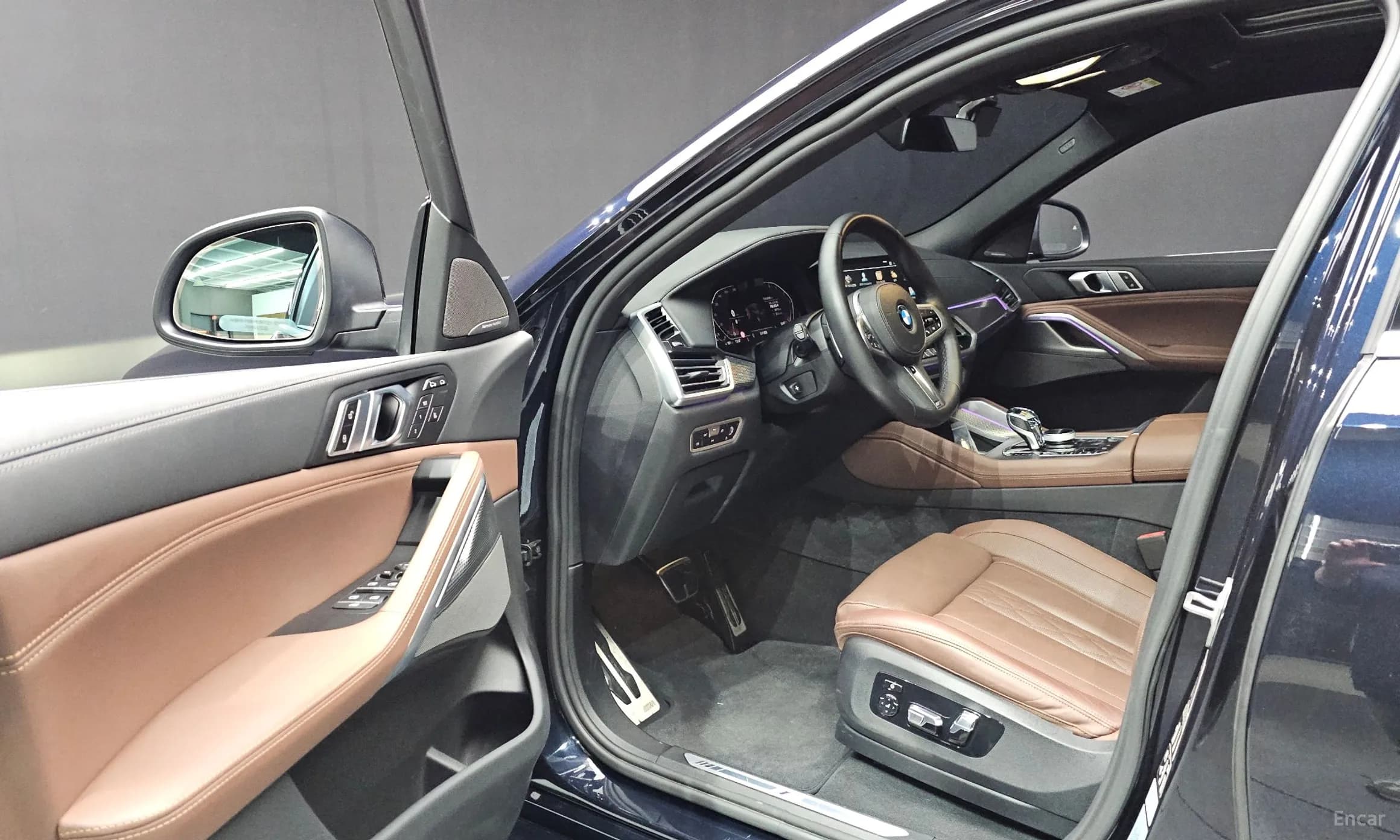 X6 (G06)