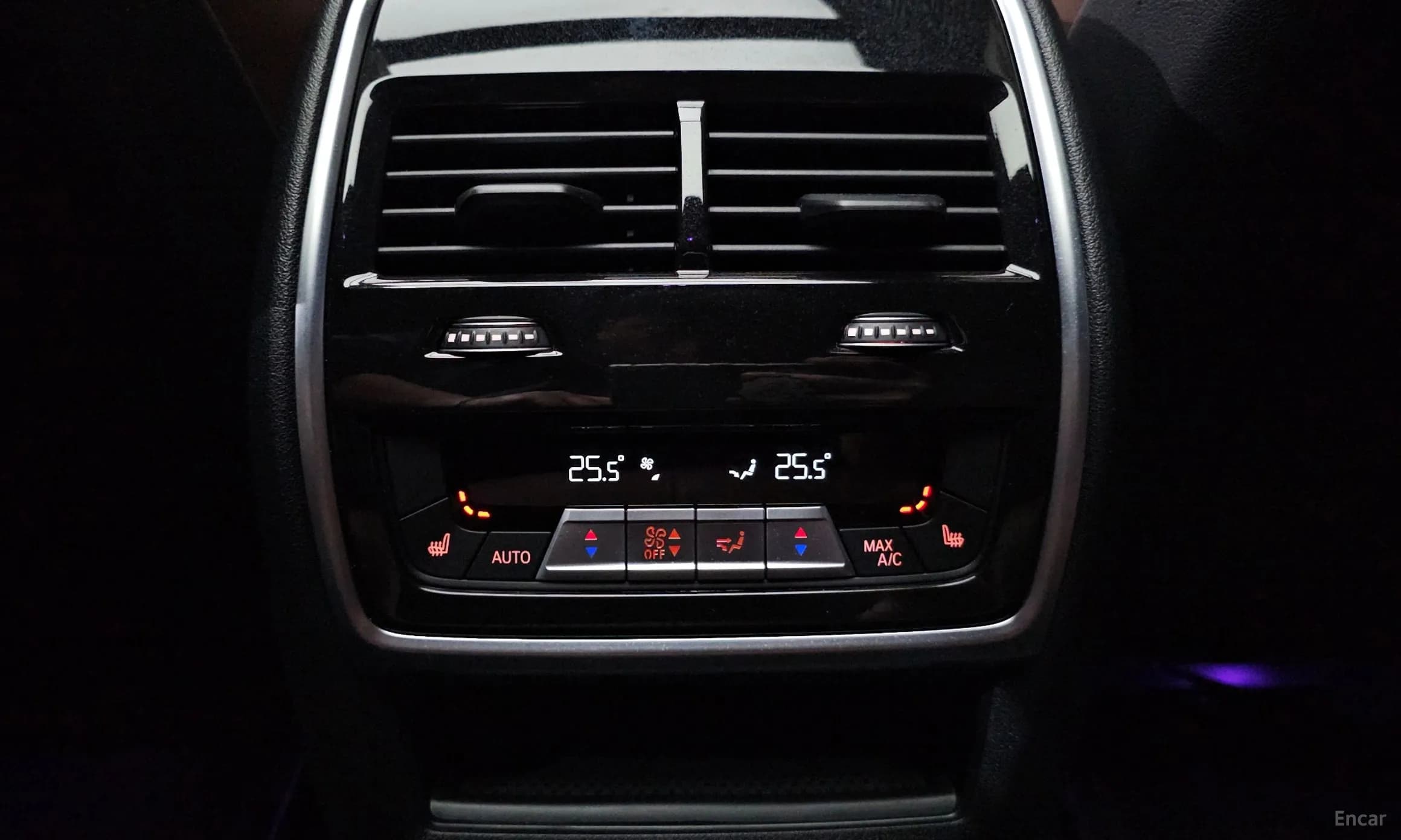 X6 (G06)