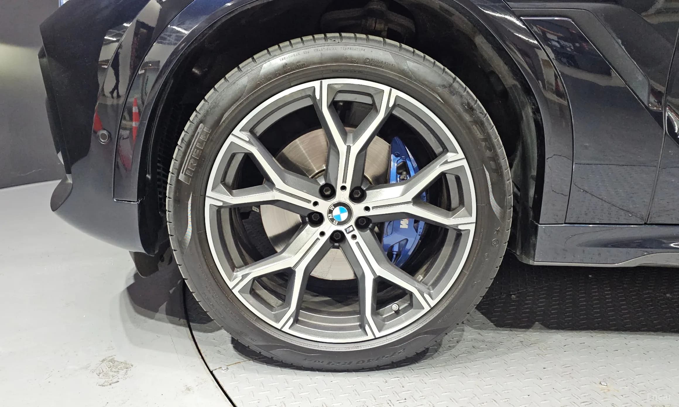 X6 (G06)