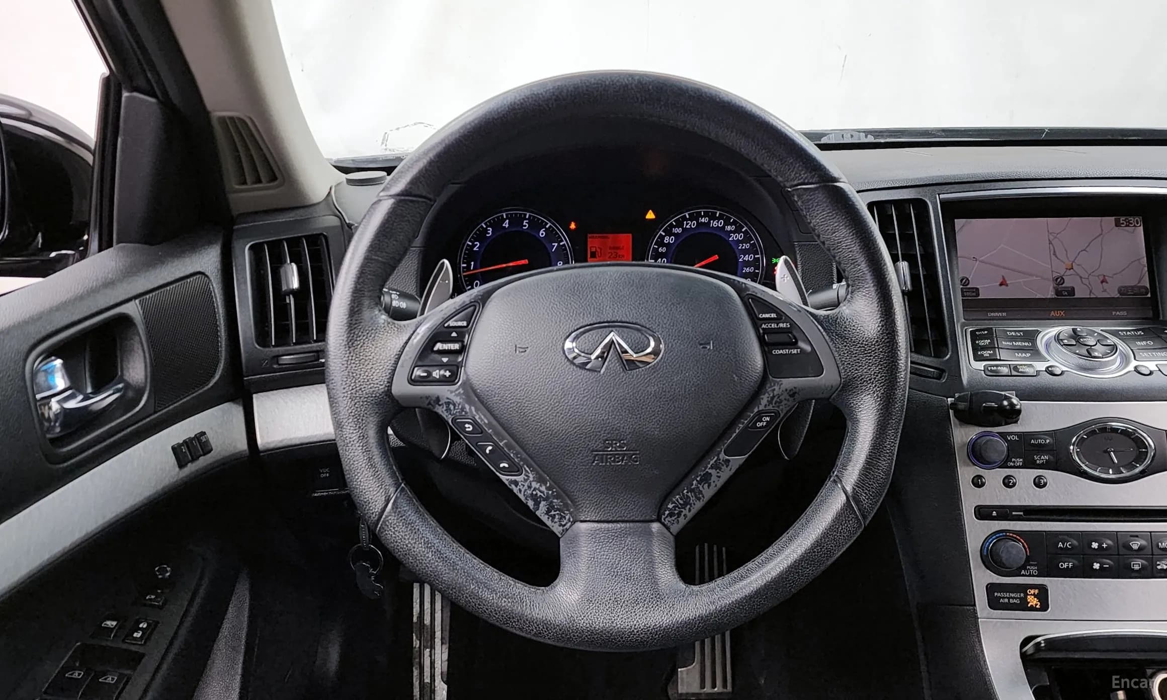 G37