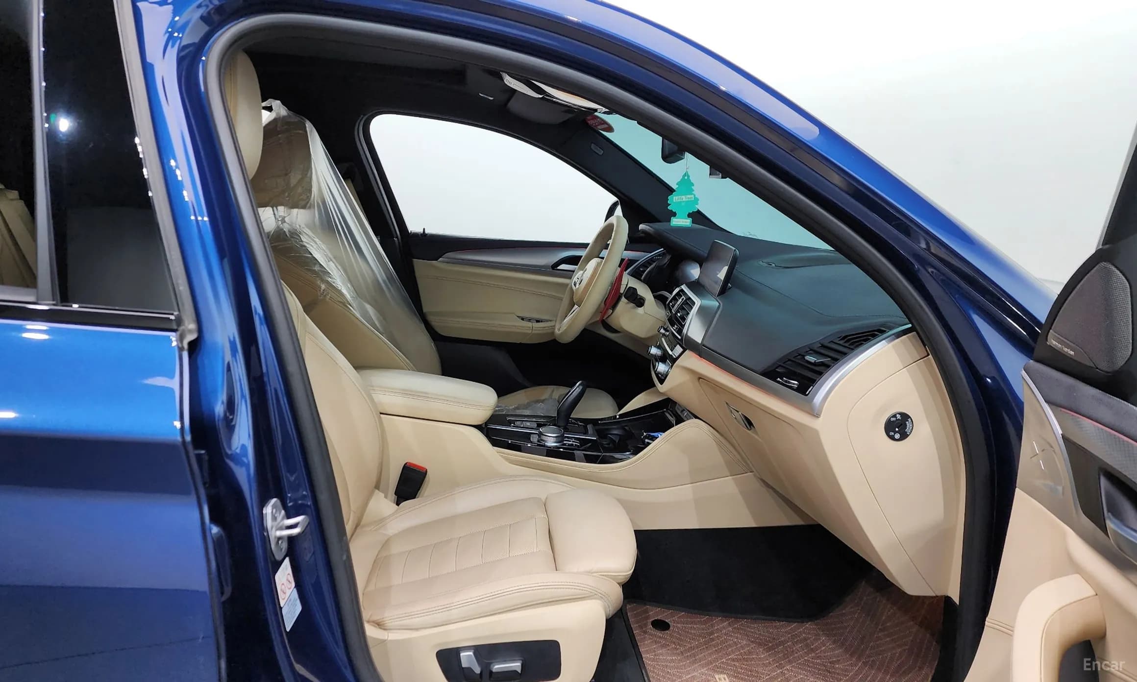 X4 (G02)