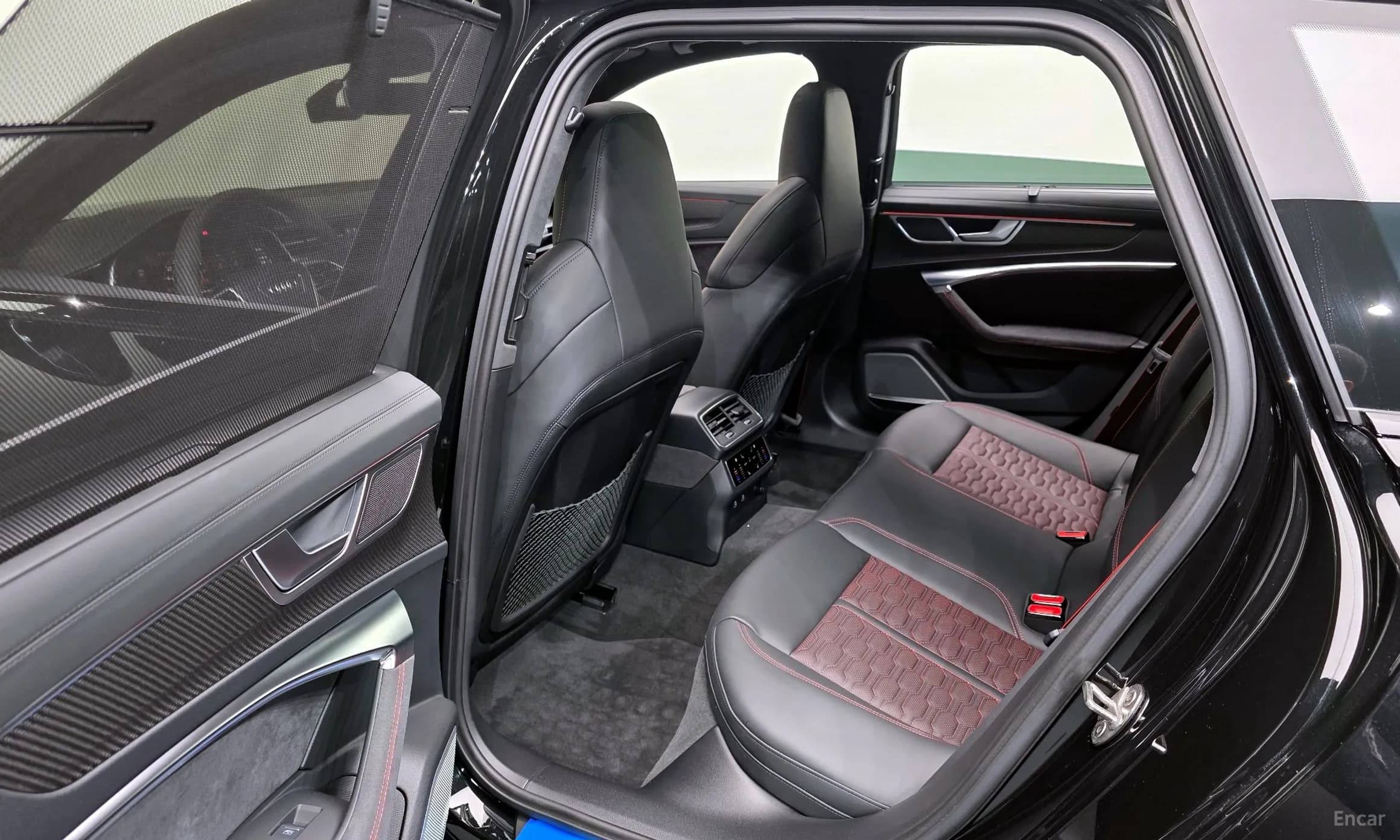 RS6 (C8)