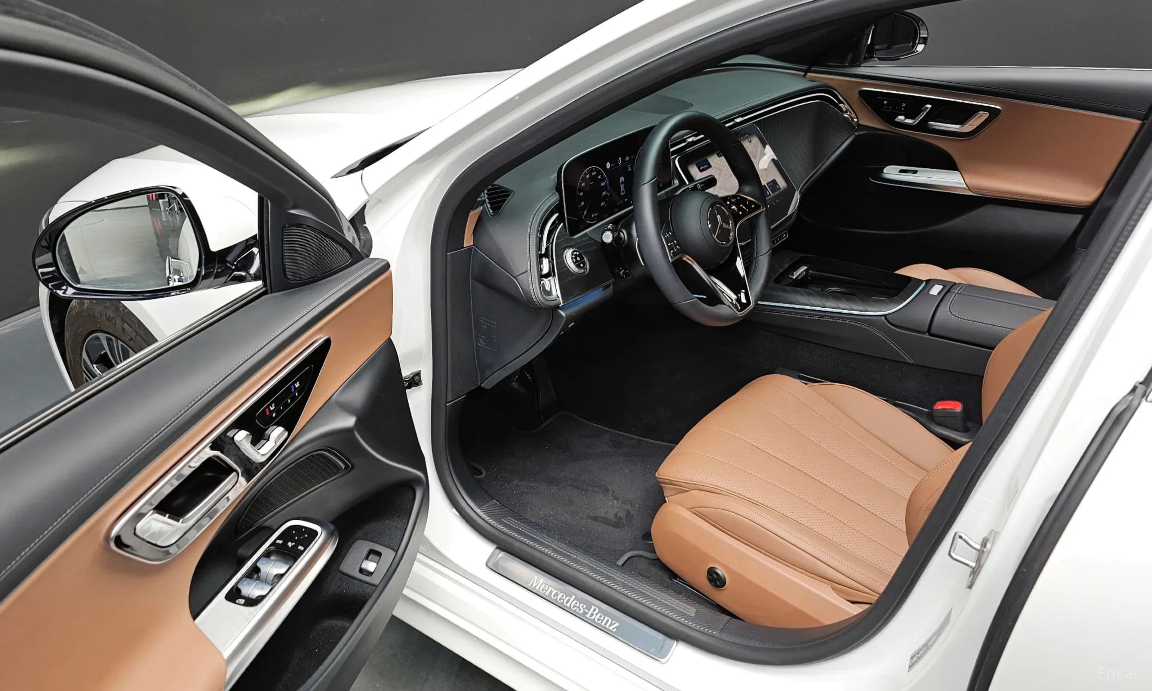 E-Class W214