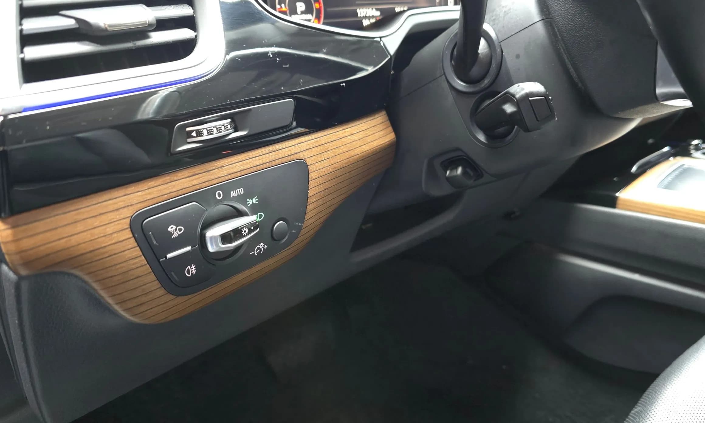 Q7 (4M)